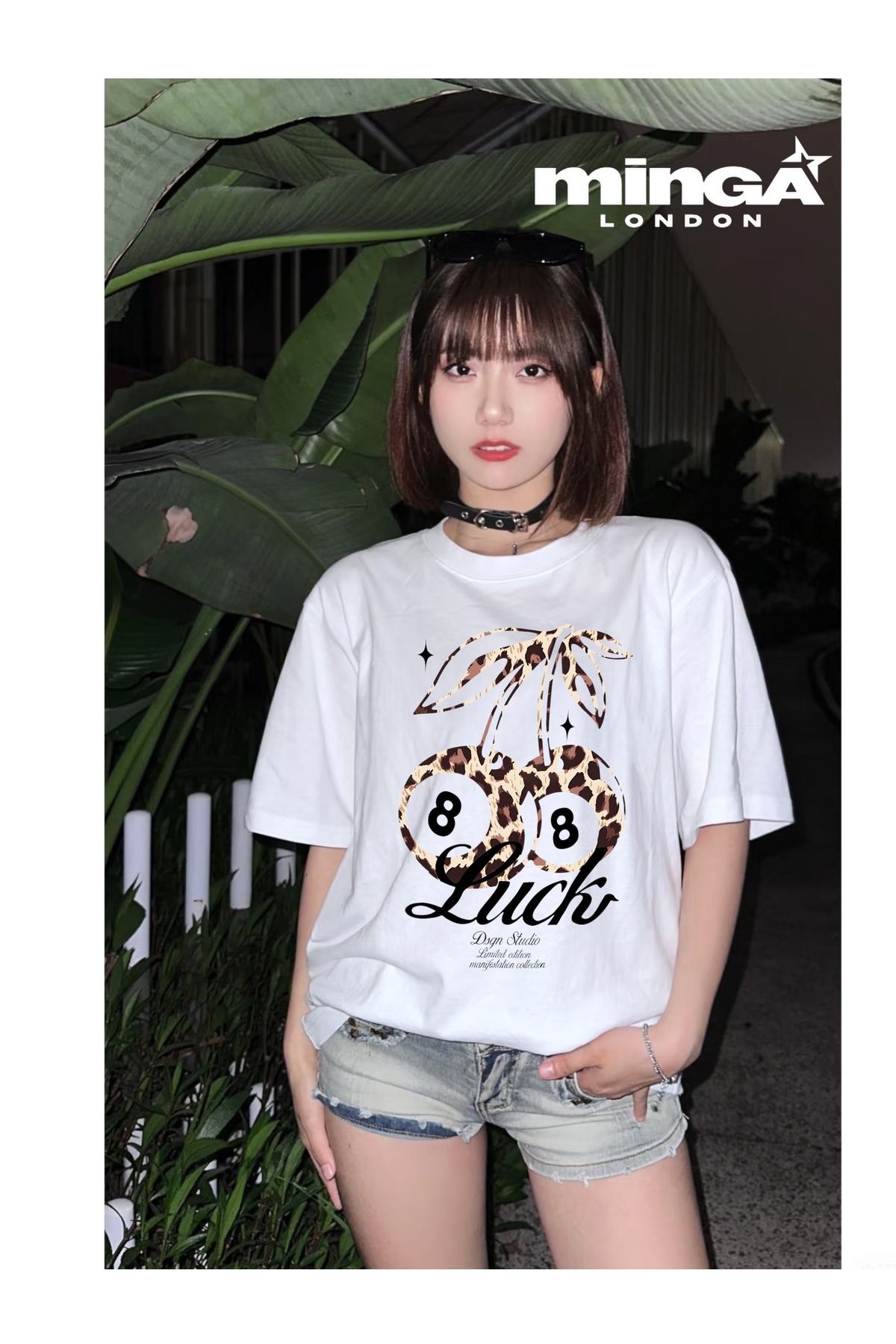 Minga London Cherry Leopar Baskılı Beyaz Oversize Unisex Tshirt- Minga London
