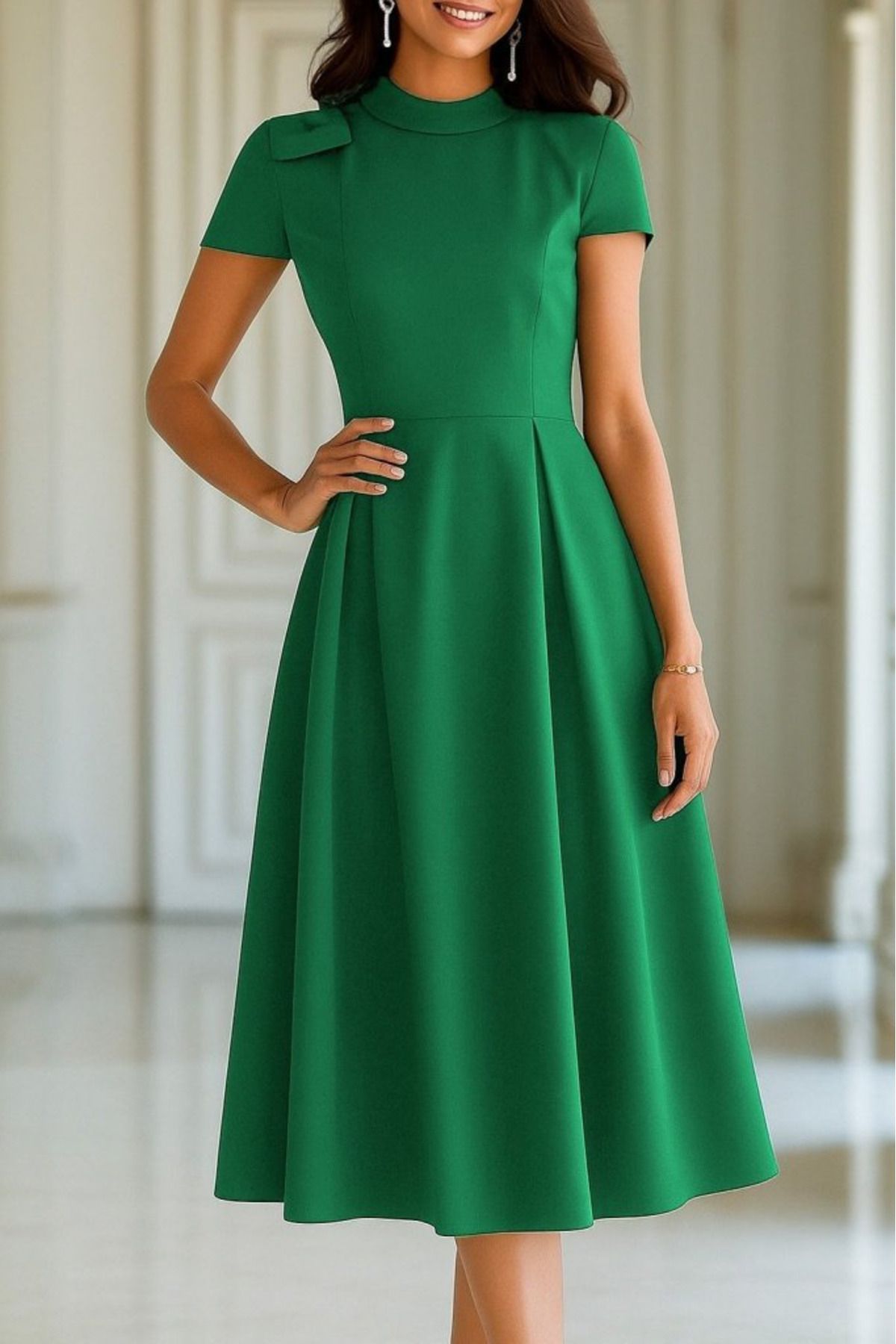 Kokosh moda Kadın Kısa Kollu Yarı Balıkçı Yaka Pileli Krep Midi Elbise