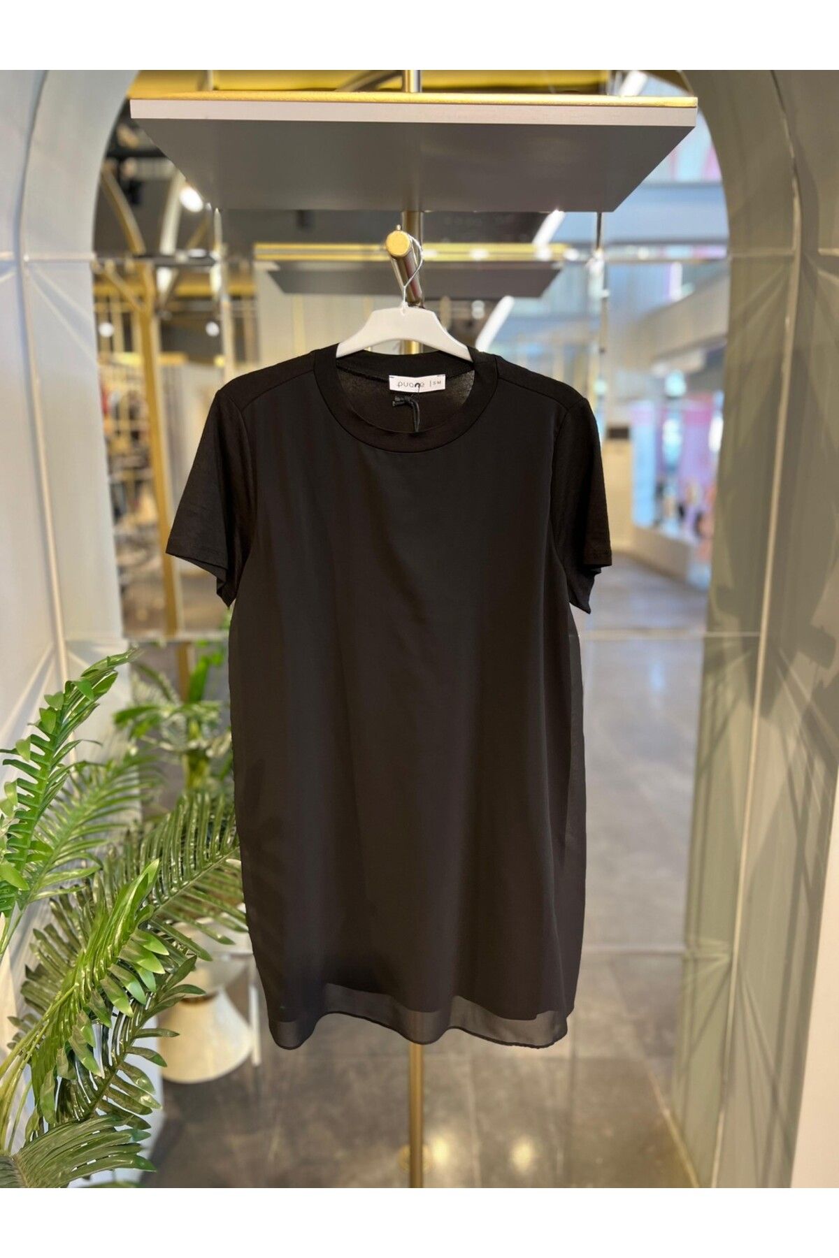 Puane - ÖNÜ ŞİFON DETAYLI SİYAH T-SHIRT