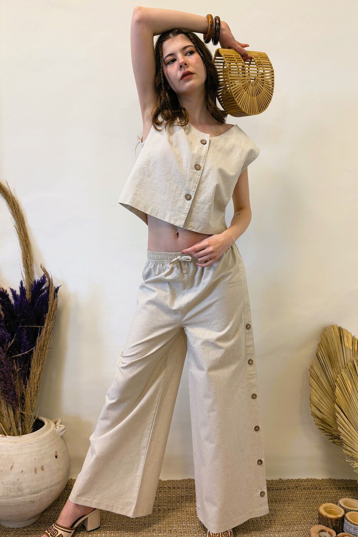 ARİNNASİDE Keten Karışımlı Yanları Açılıp Kapanabilir Düğme Detaylı Pantalon