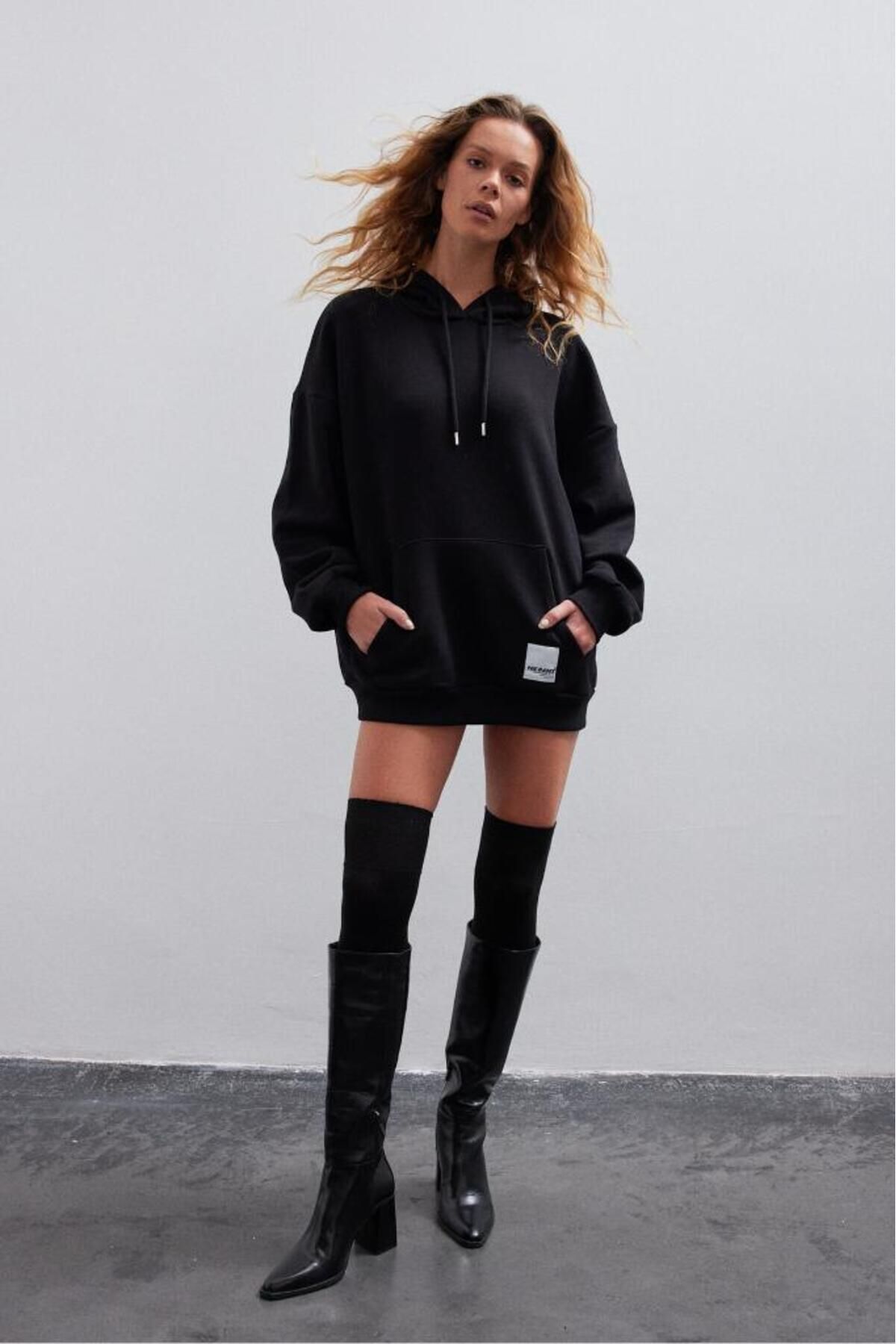 bases. Kahverengi Soluk Efektli Oversize Içi Polarli Kapüşonlu Sweatshirt