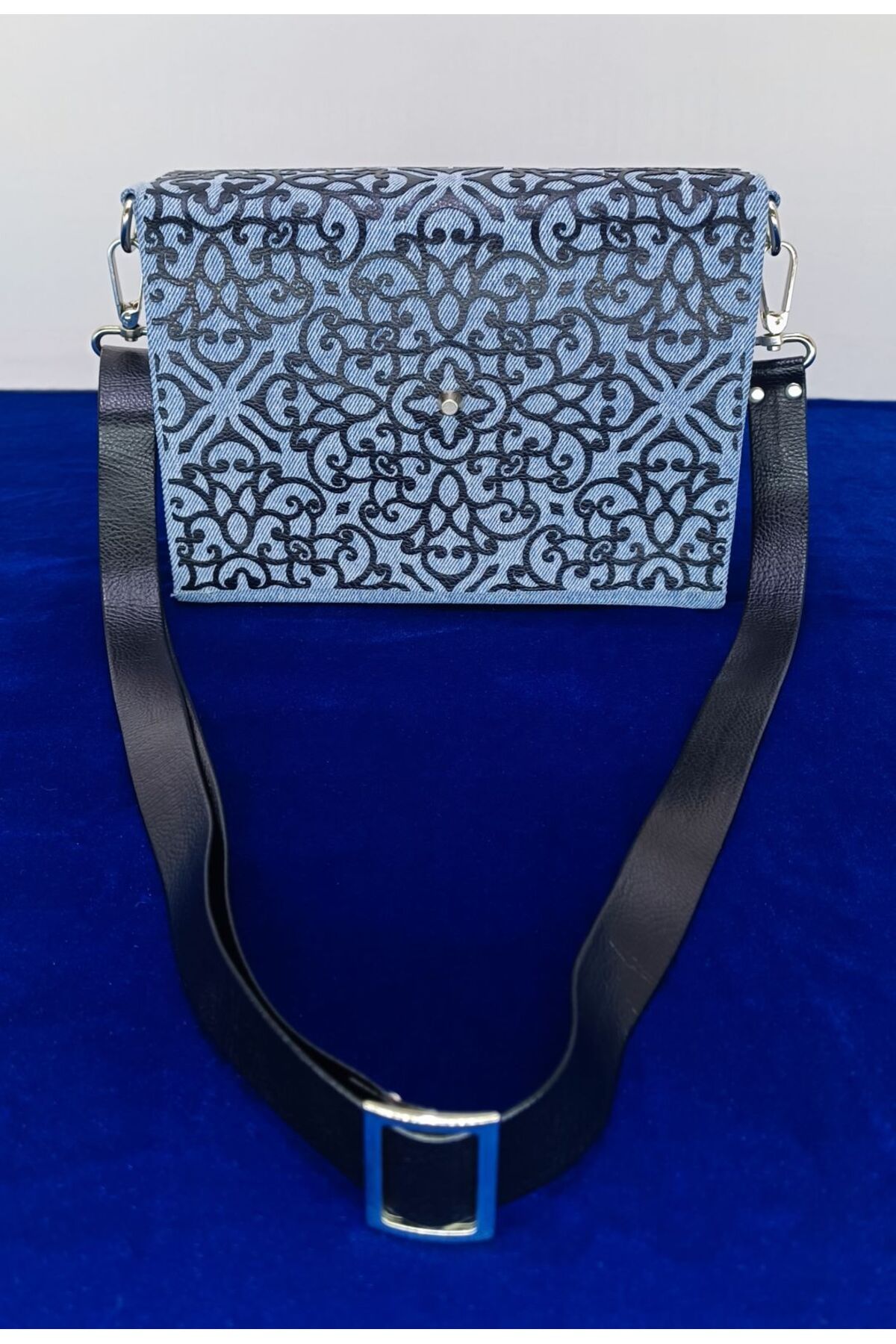 Sequoia Bags Denim Çanta - Lazer Kesimli Deri Baskılı, Kapaklı Denim Çanta. DRLKPK100 Model ❤❤❤