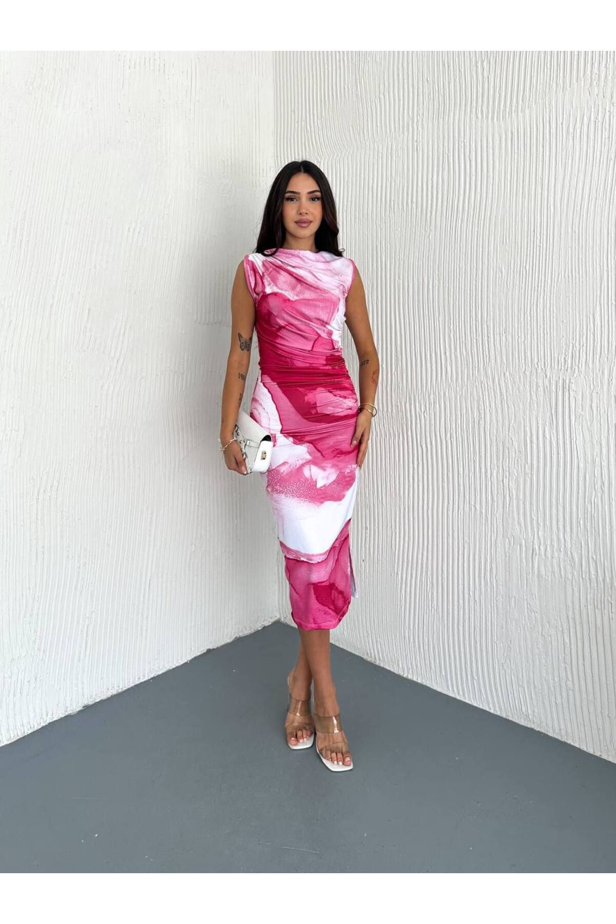 Castivo Fashion Drapeli Saten Efektli Renkli Desenli Midi Elbise