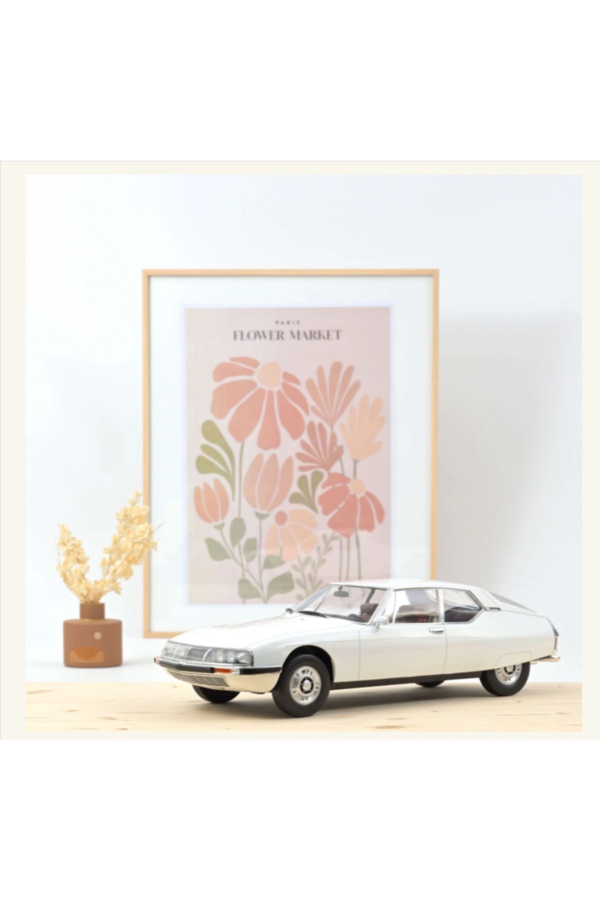 Norev Citroën SM 1970 Beyaz - Genova Sunum Sürümü 1:12
