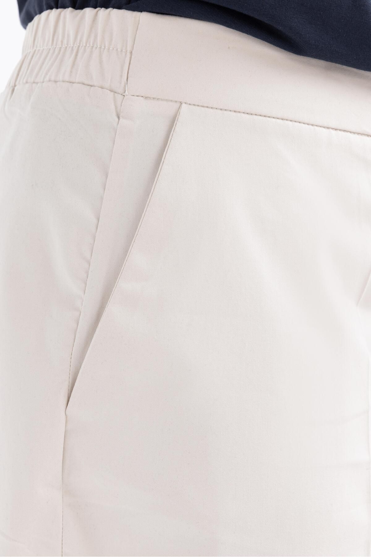 ALLDAY-Plus Size Lycra Carrot Pants with Stone-Waist Elastic 4