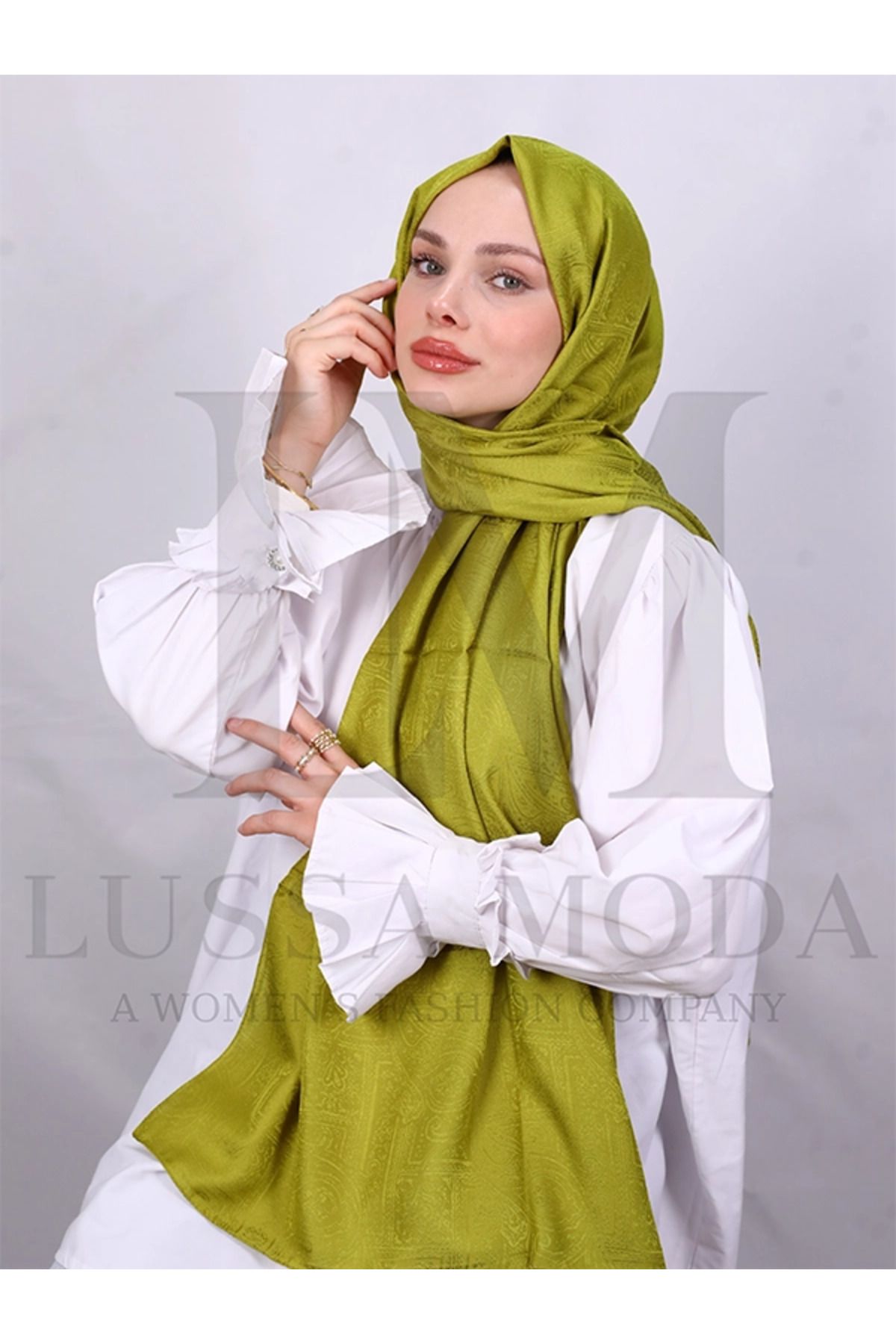 LUSSAMODA DESENLİ MONOGRAM ŞAL