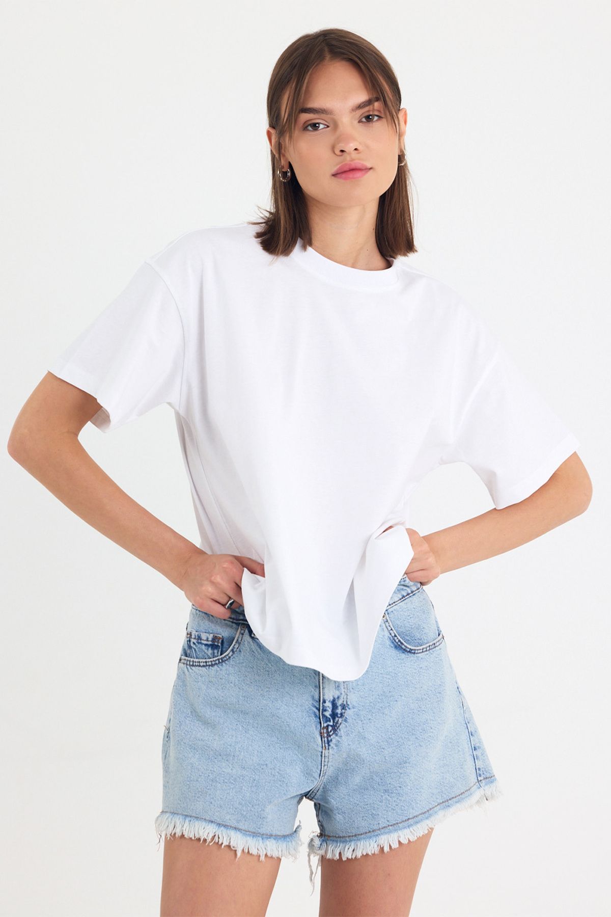 gothamvibes Kadın Timeless Oversize Beyaz T-Shirt