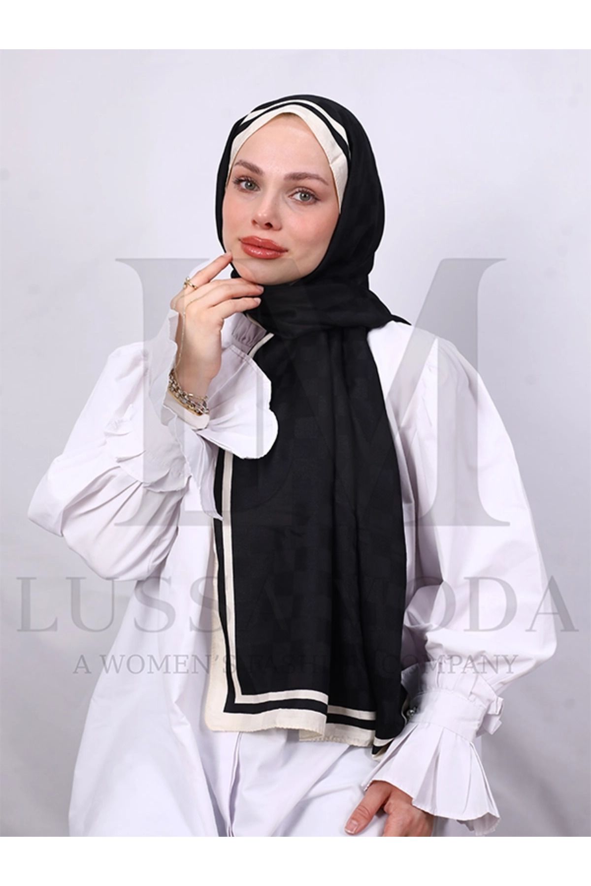 LUSSAMODA DAMA DESEN MONOGRAM ŞAL