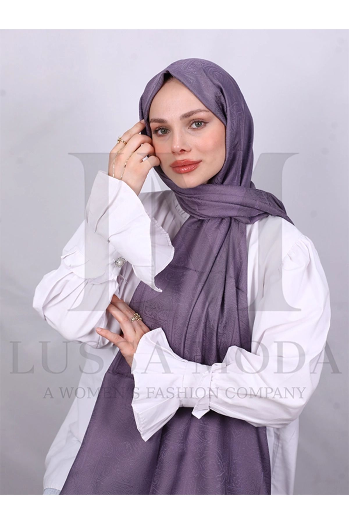 LUSSAMODA DESENLİ MONOGRAM ŞAL