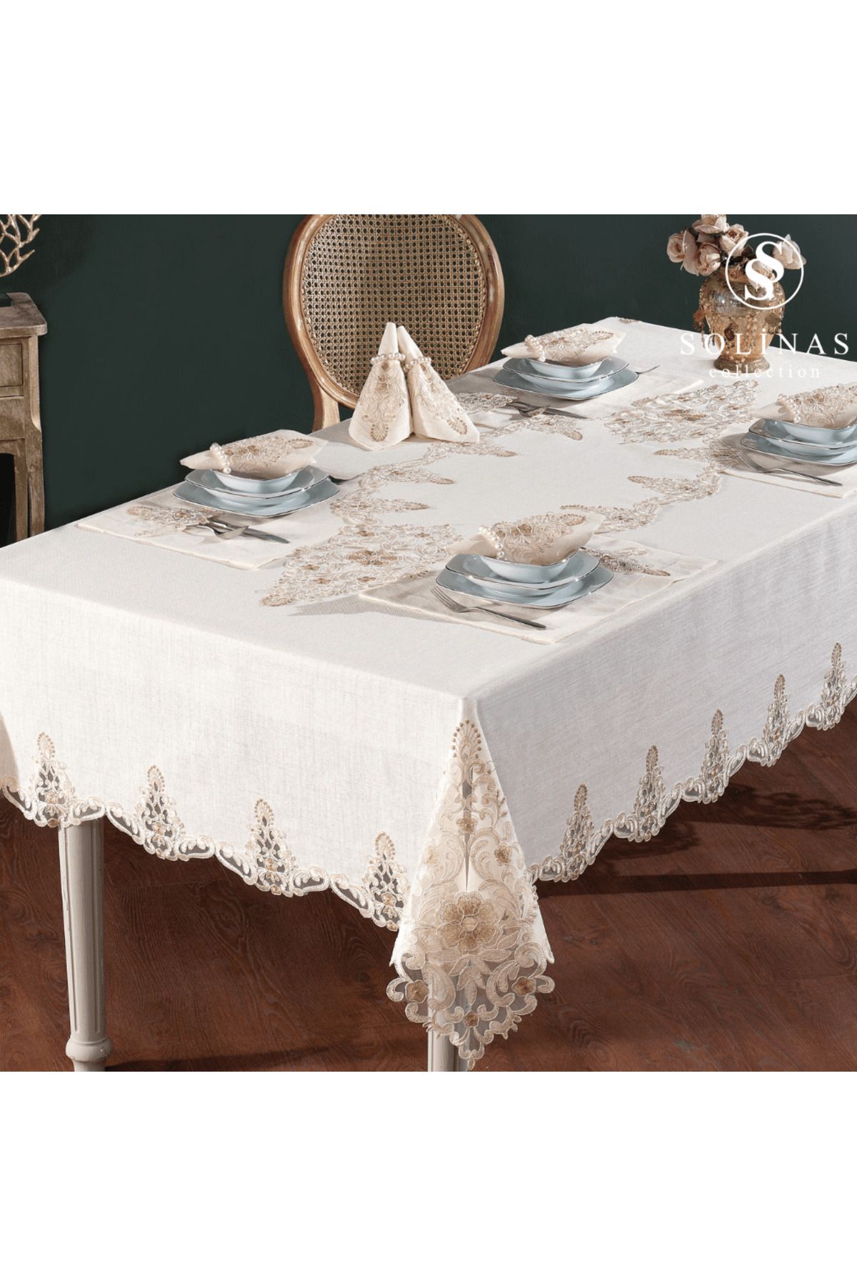 Solinas Collection Roma Krem Linen Kumaş Vizon Nakışlı 38 Parça Masa Örtüsü Seti