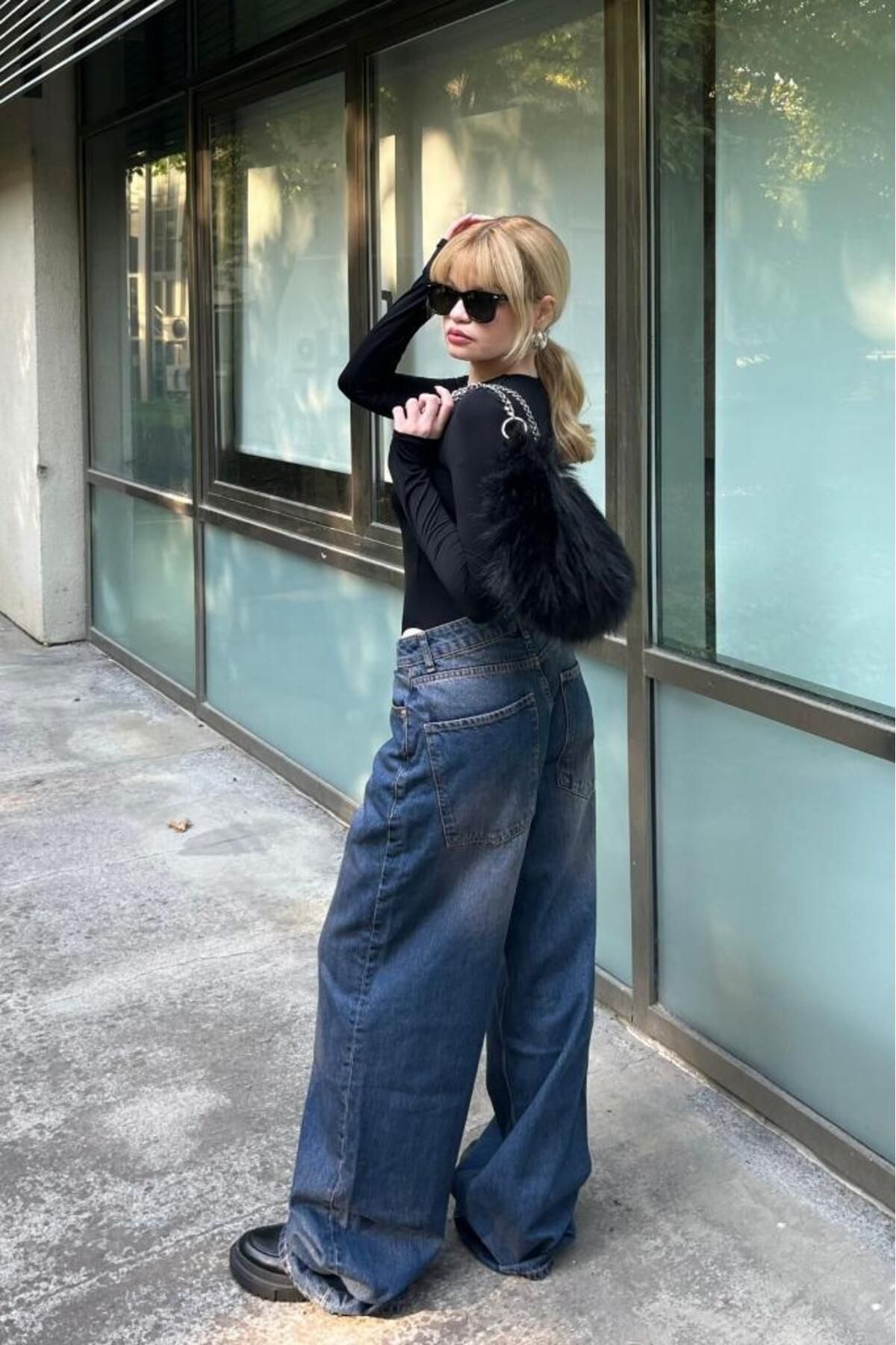 bases. Kadın Canlı Mavi Bol Kesim Baggy Jean