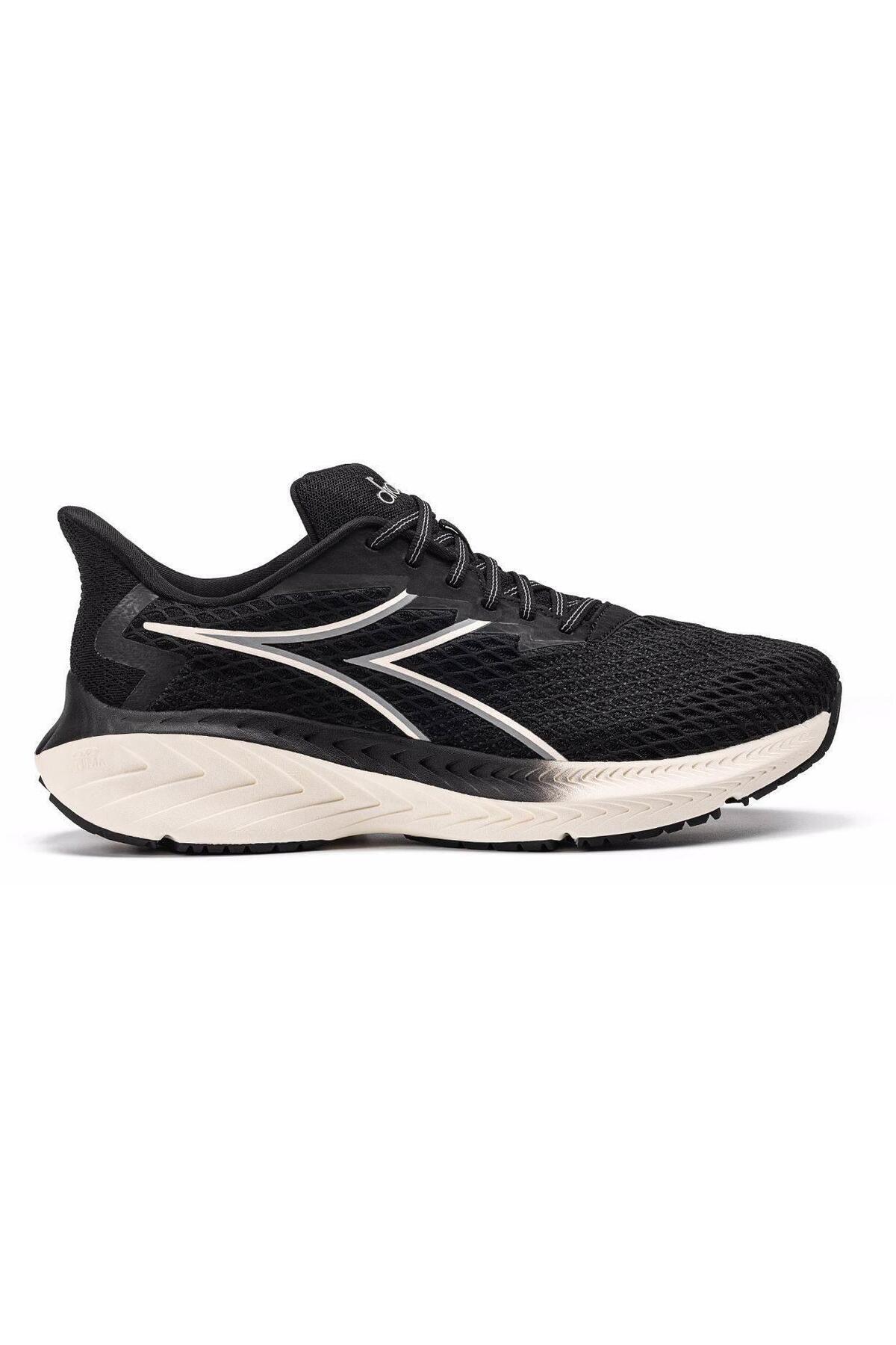 Diadora Strada Erkek Siyah Koşu Ayakkabısı - 101.179544-C2609