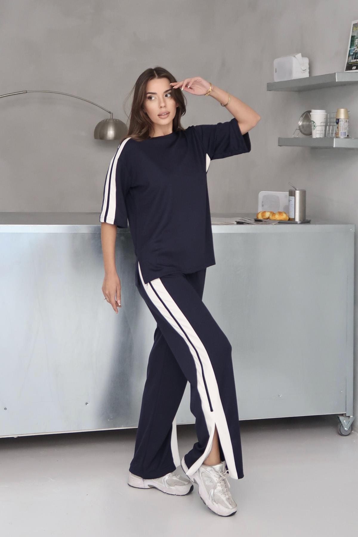 İstangül Butik Street Line Günlük Spor Şeritli Takım