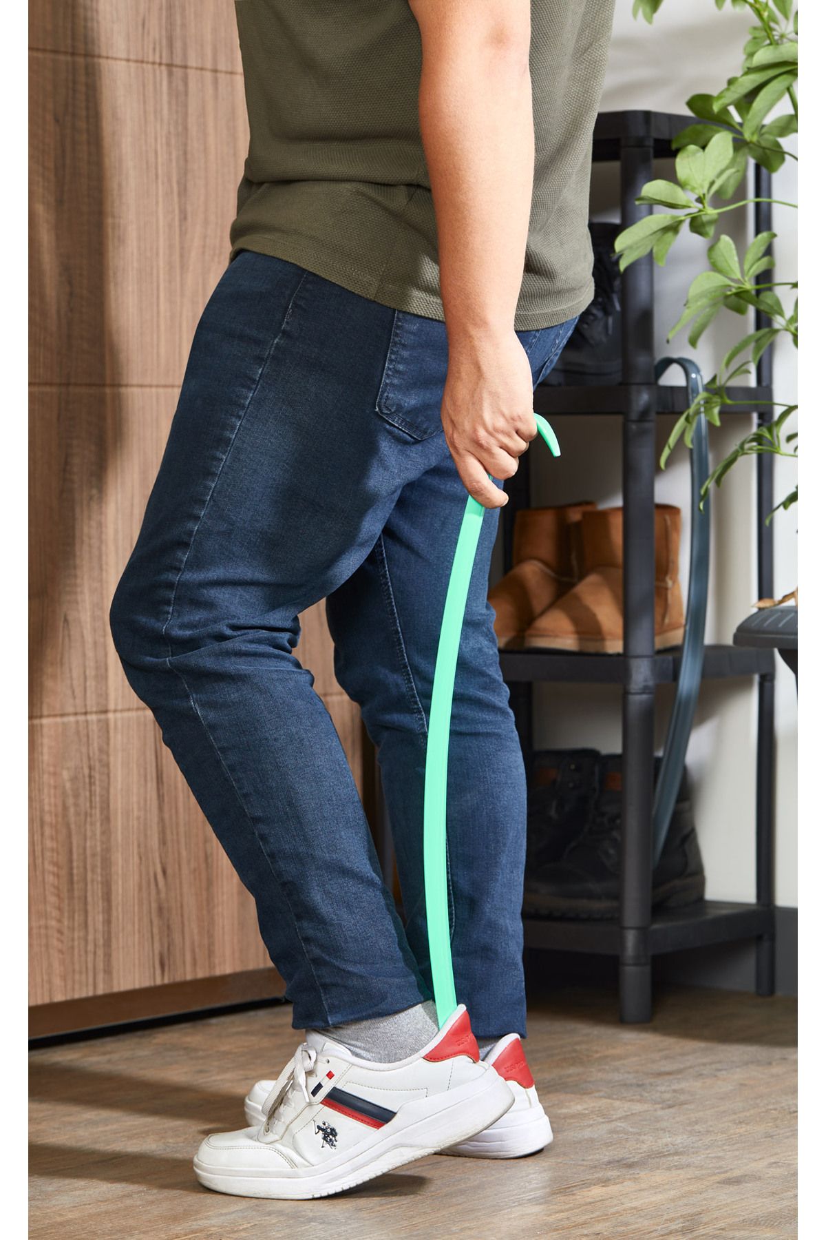 Özgen Plastik 58 cm Ayakkabı Çekeceği Ekstra Uzun Gri Renk