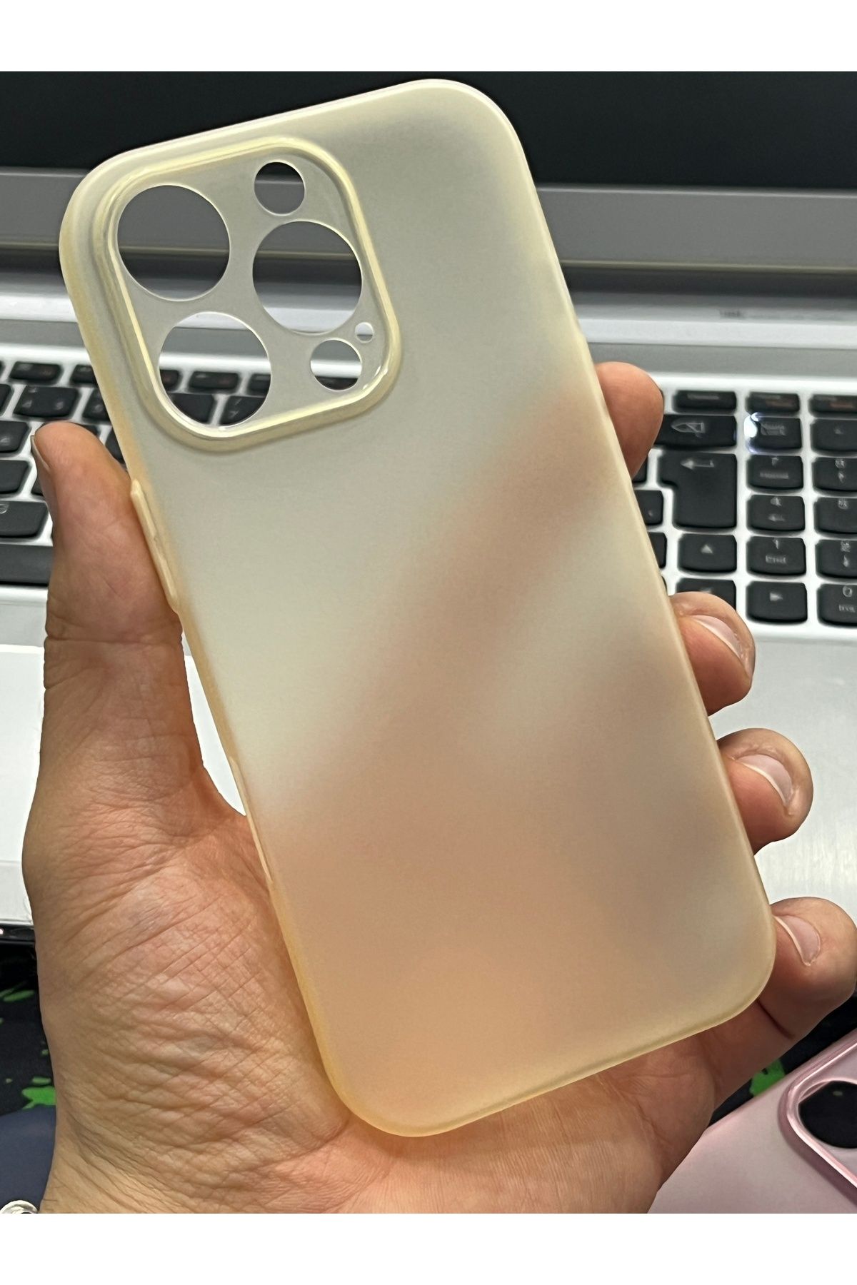 EDELFU iPhone 16 PRO MAX ince (0.03mm) Hafif Koruyucu Slim Kapak Mat Doku Yumuşak Kılıf