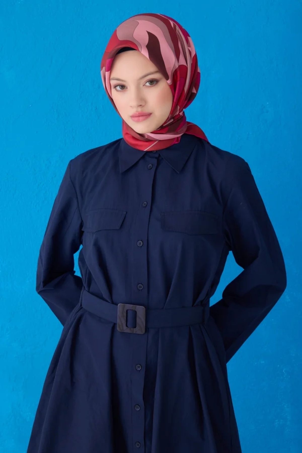 Belli Twill İpek Eşarp 4108D Çiçekli Desen Koyu Mercan-Fuşya-88