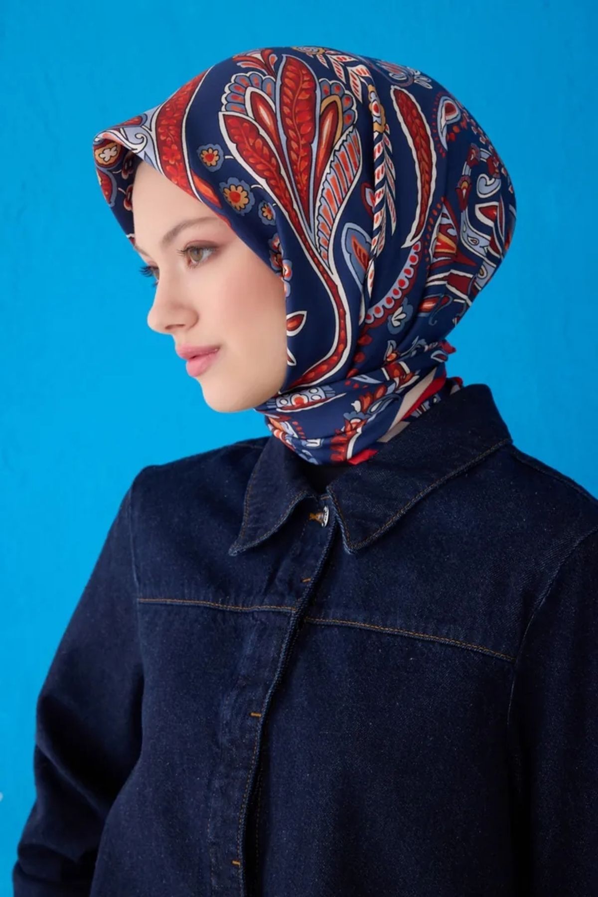 Belli Twill İpek Eşarp 4111D Etnik Desen Lacivert-Kahverengi-32