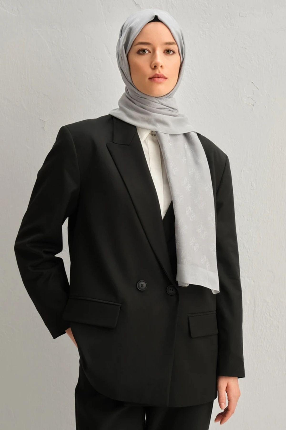 Armine Lyocell İpek Şal 1 Monogram Gümüş-3295