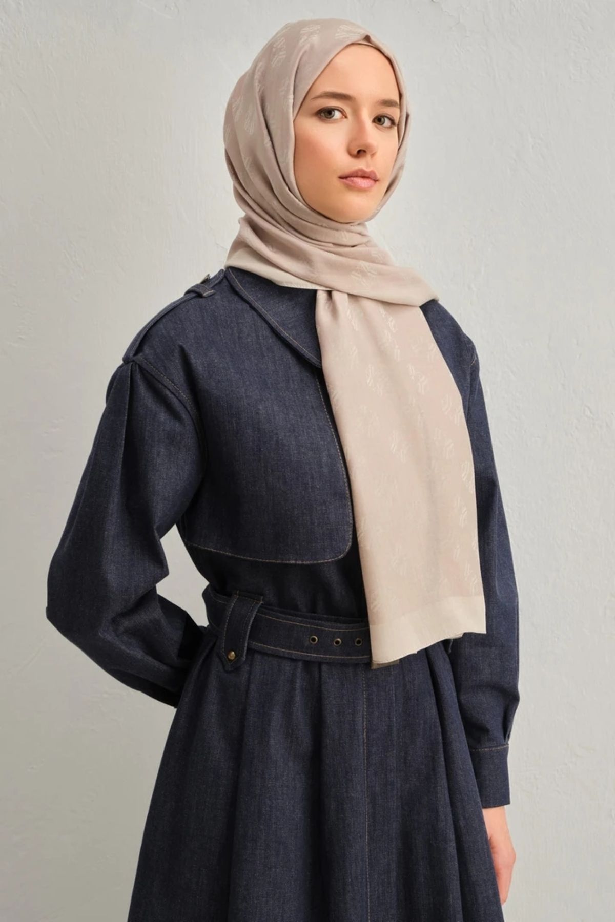 Armine Lyocell İpek Şal 1 Monogram Açık Vizon-32103