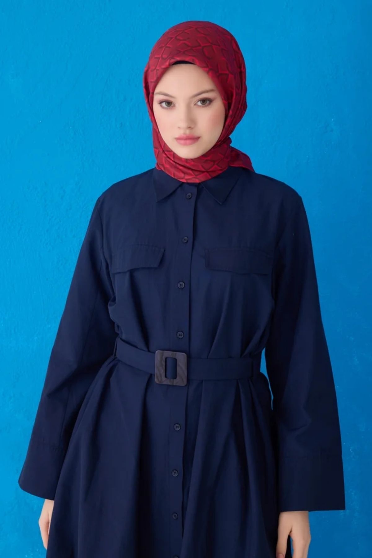 Belli Twill İpek Eşarp 4102D Geometrik Desen Bordo-Kırmızı-03