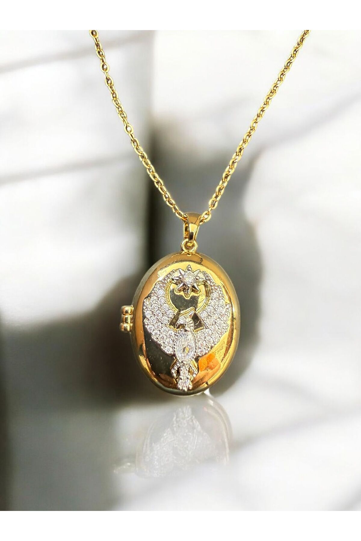 AKMNY BOUTIQUE Uzak Şehir Alya Kolye Gold Rengi Zirkon Taşlı