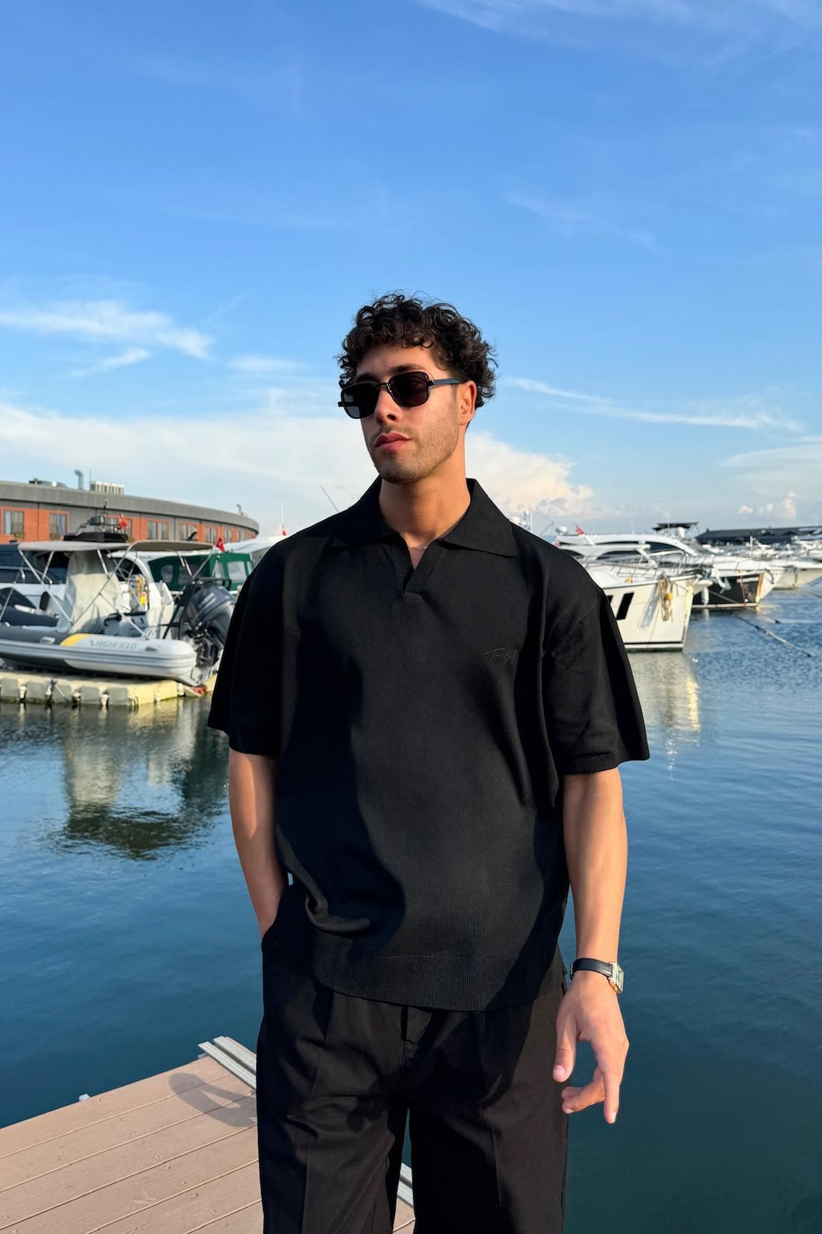 Flaw Wear Nakışlı Polo Yaka Siyah Triko Tişört