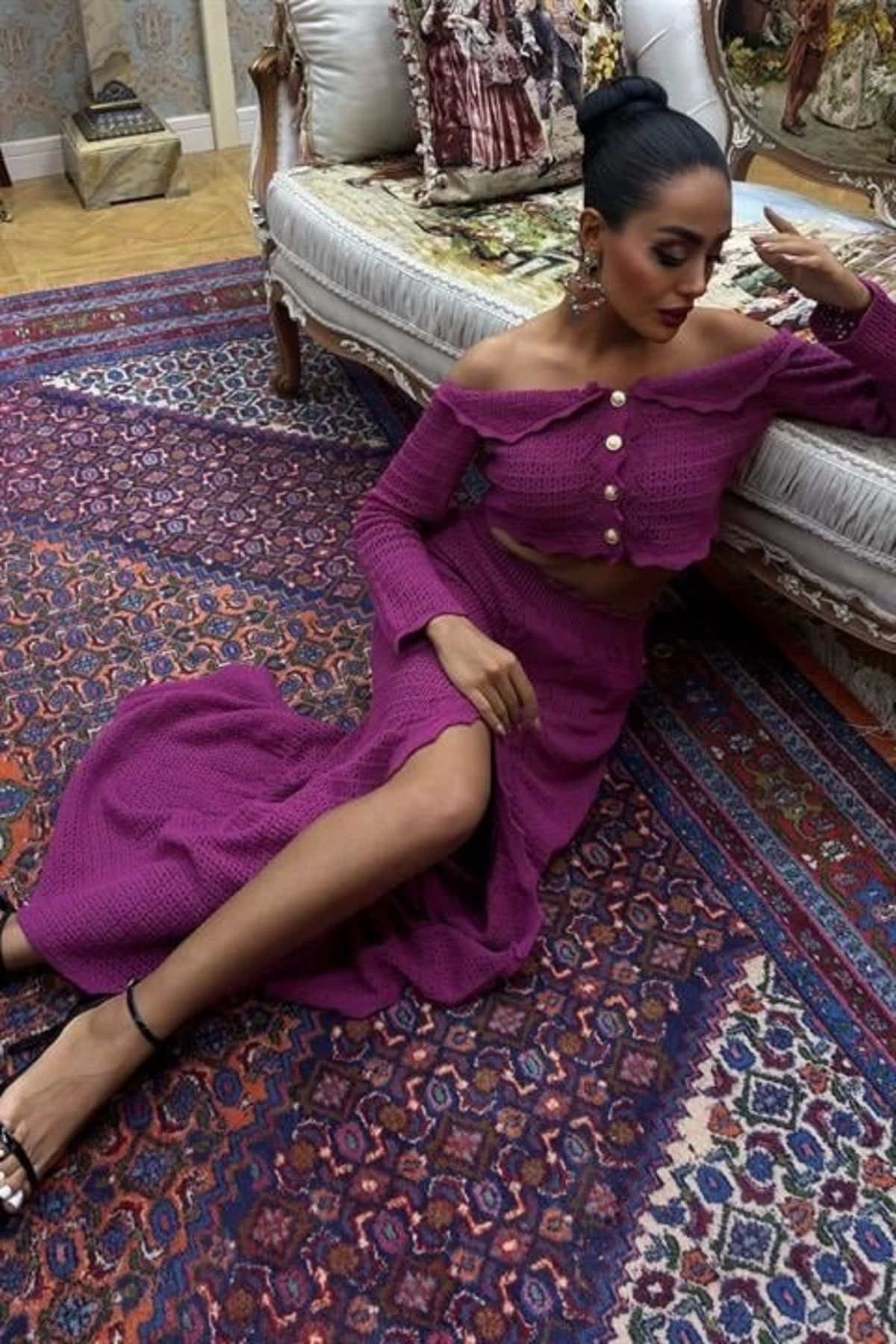 ZORM Derin Yırtmaçlı Madonna Yaka Triko Takım 10099