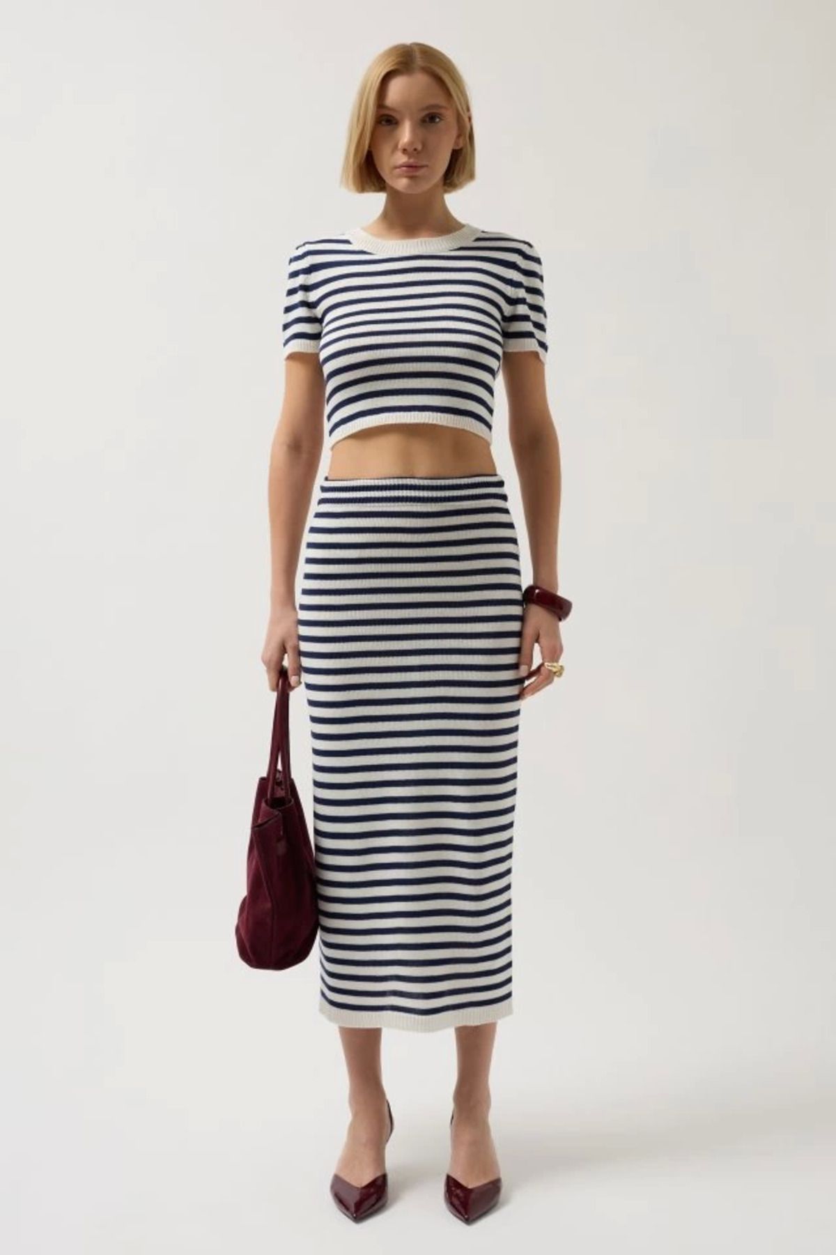 Omarı Stil Sahibi Çizgili Crop Üst