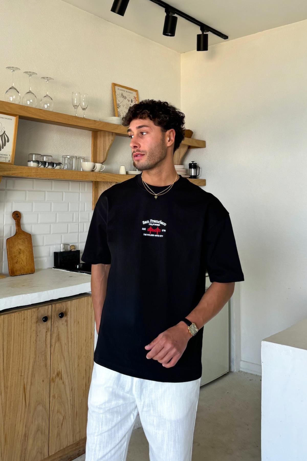 Flaw Wear Siyah San Francisco Nakışlı Tişört