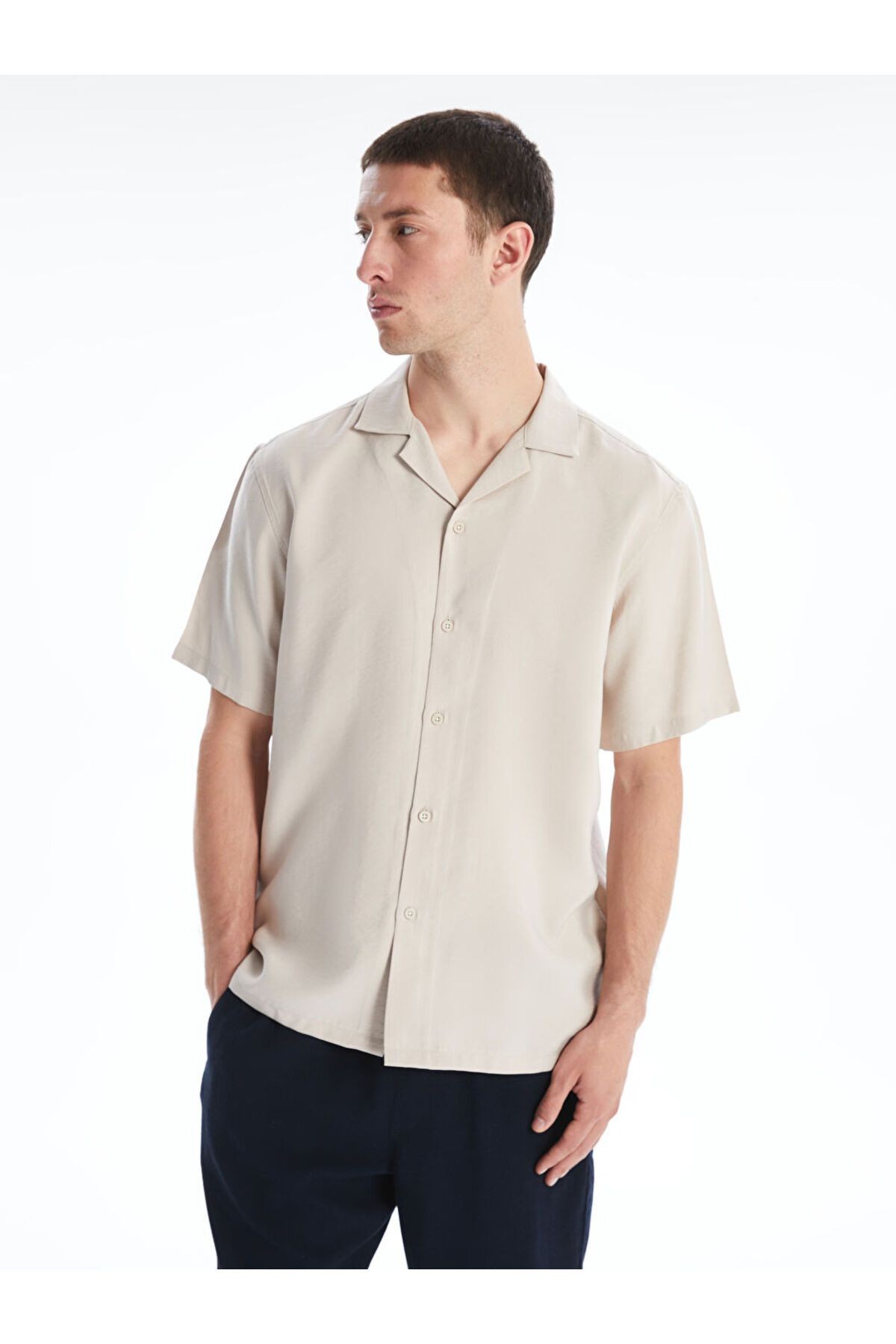 LC Waikiki Regular Fit Kısa Kollu Armürlü Erkek Gömlek