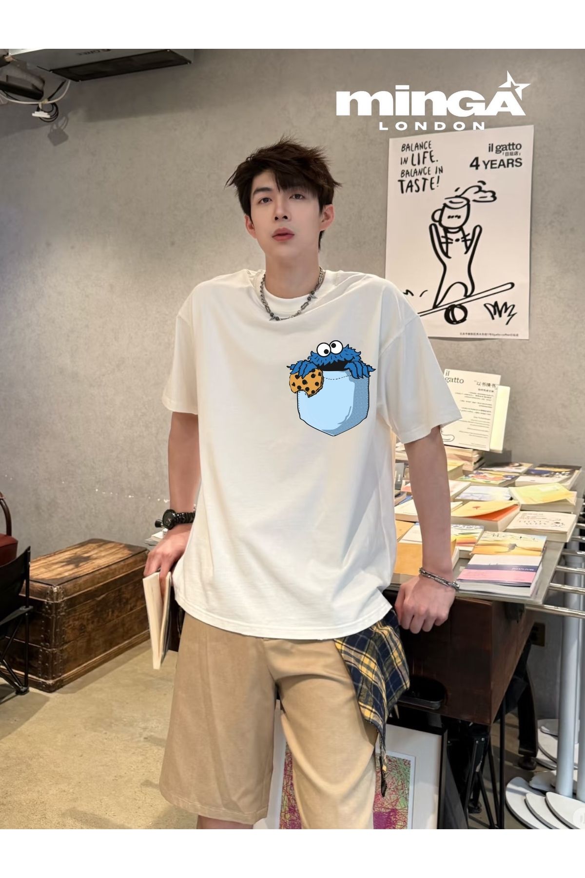 Minga London Cookie Cartoon Baskılı Bej Oversize Tshirt- Minga London