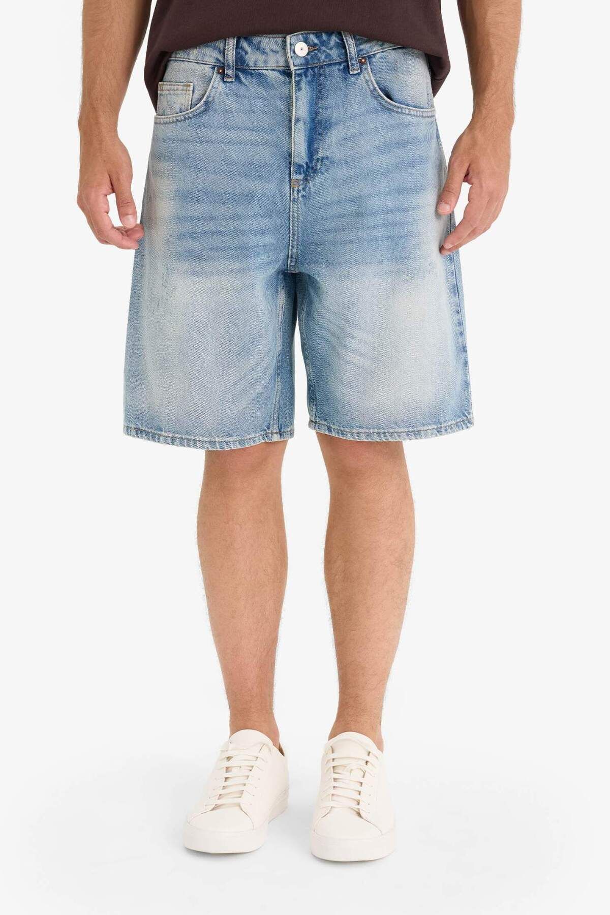 DeFacto %100 Pamuk Straight Fit Jean Bermuda Şort F5532AX25SM