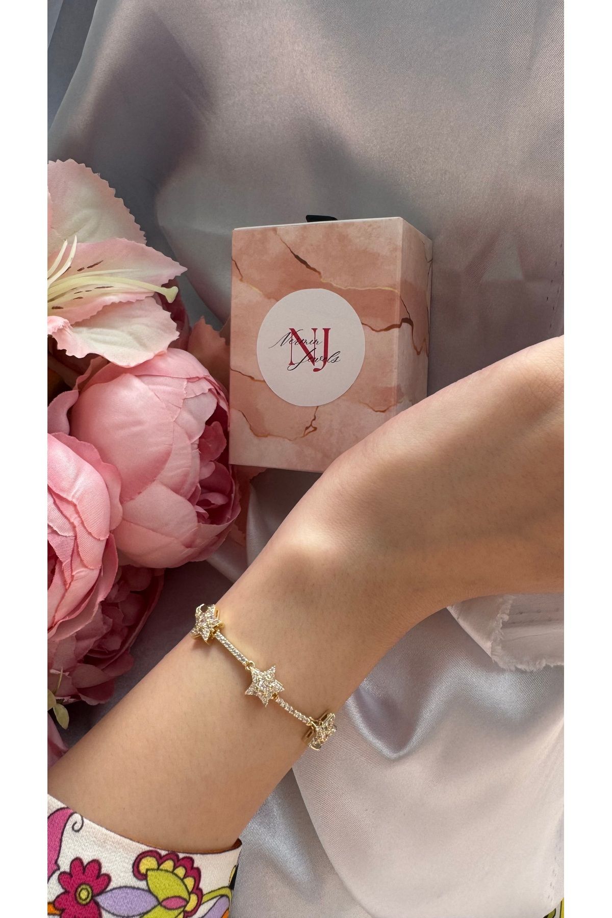 Nermin Jewels Yıldız Bileklik Taşlı Altın Star Silver Paslanmaz Çelik Yüksek Kalite