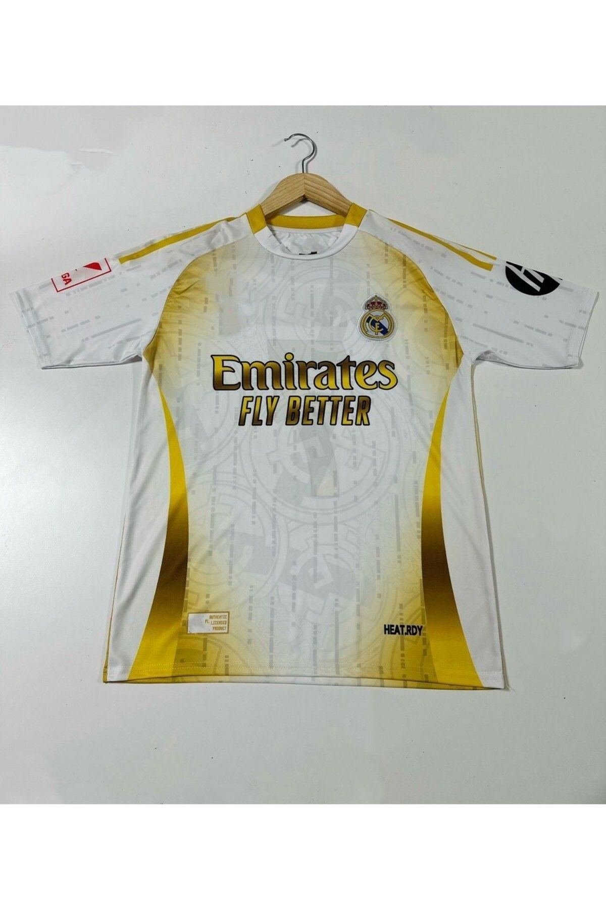 After Party R.madridd 2024-25 (White-Gold) Yeni Sezon Cristiano Ronaldo Yetişkin Forması vs spor atlet