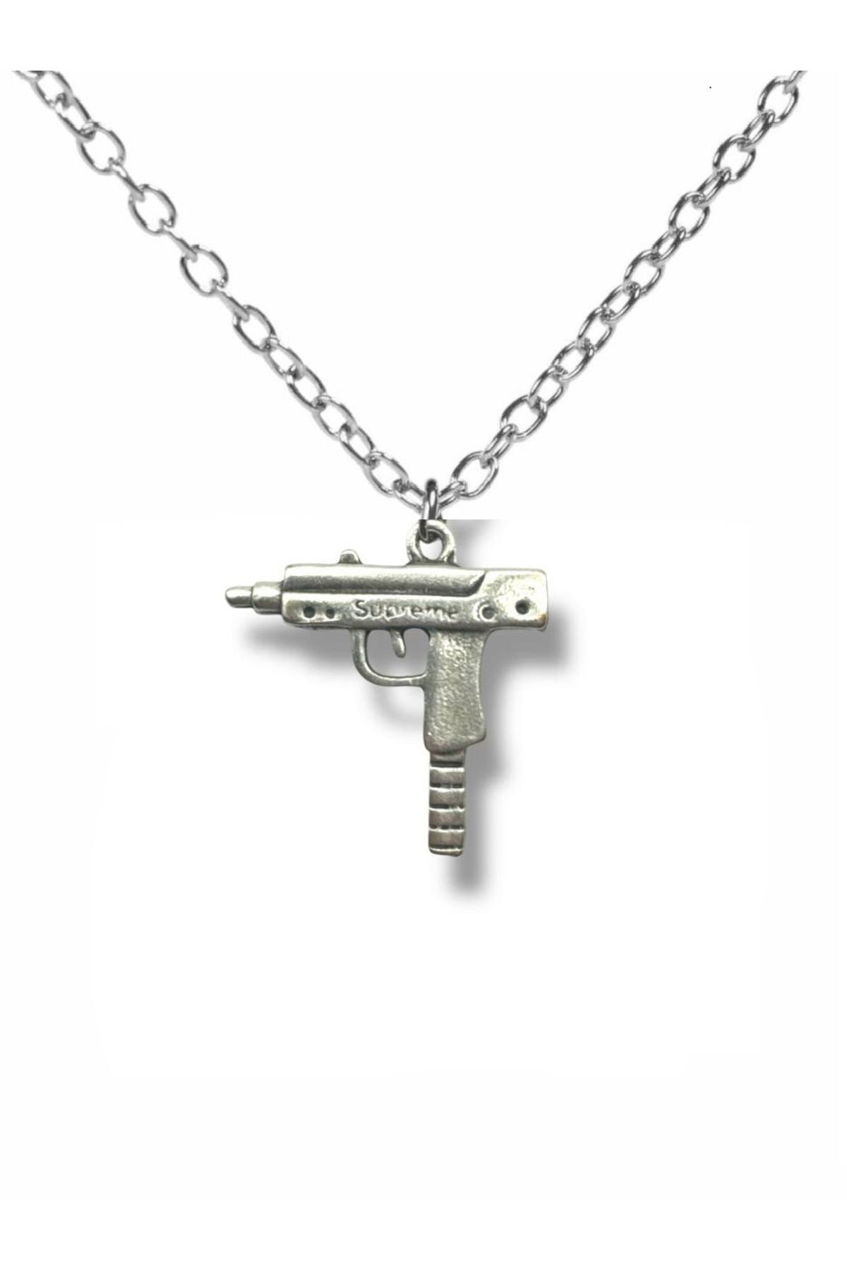 Herşey Nota Uzi Tabanca Figürlü Kolye – Gümüş Renk Zamak Metal Erkek Unisex Aksesuar