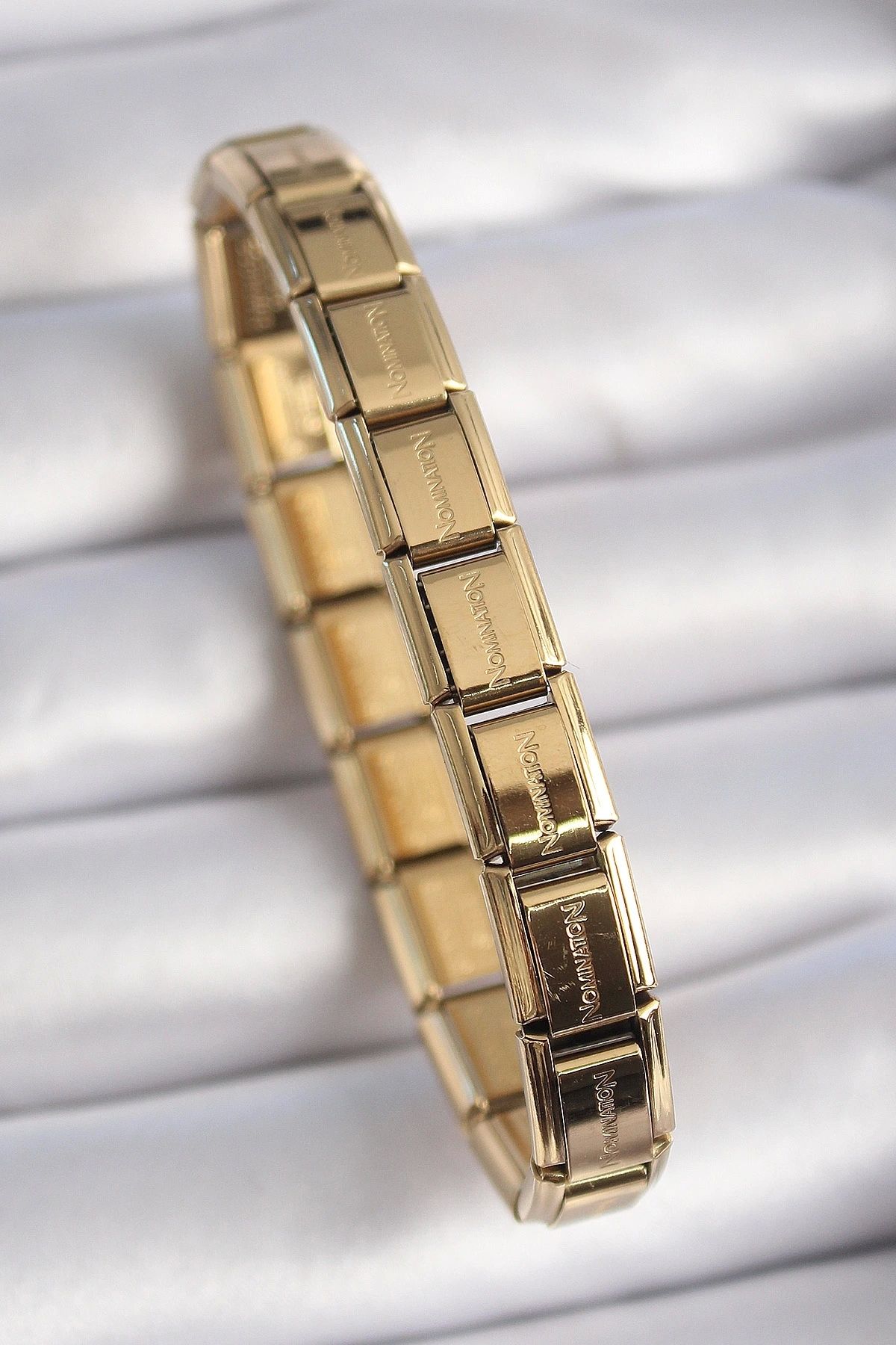 shopwave 316L Çelik Gold Renk Yazılı Nomination Charm Bileklik