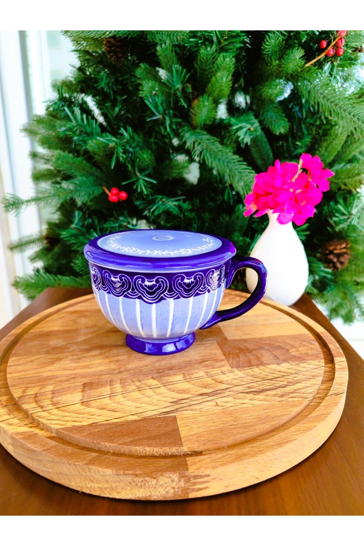 Madame Coco-Revve Classic Tea Cup with Lid - 300 ml 5
