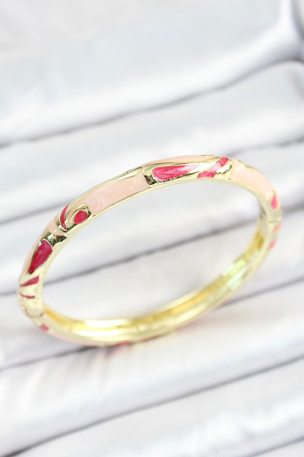 shopwave Mineli Pirinç Pembe Desenli Gold Renk Kadın Kelepçe