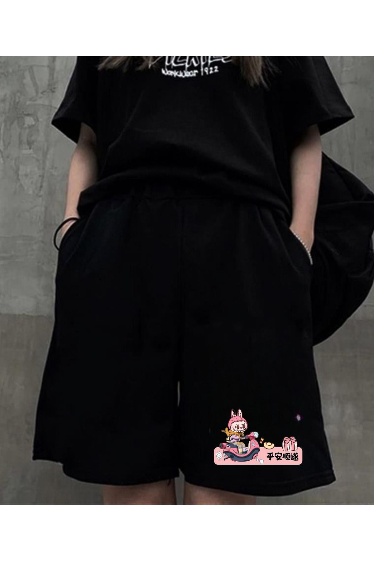 Touz Moda Labubu Moto Baskılı Siyah Unisex Penye Şort