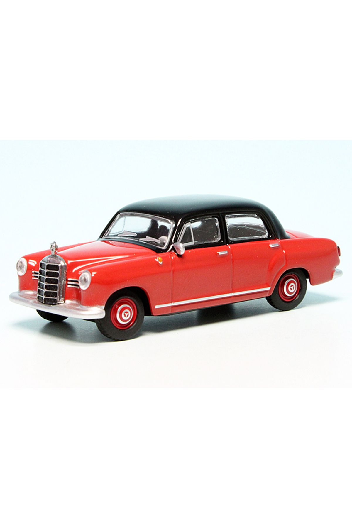 Schuco 1:64 Schuco 1954 Mercedes Benz 180D Ponton Sedan (W120)