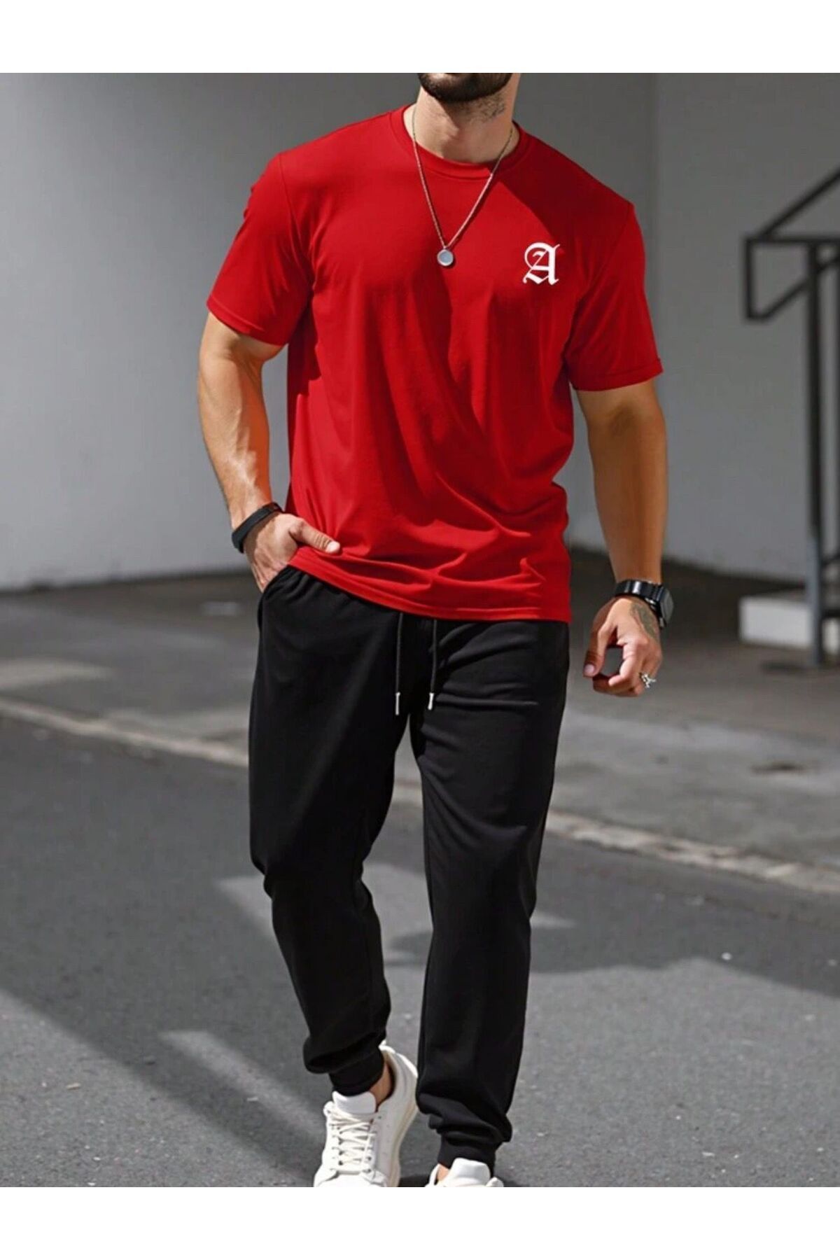 aynewmoda Erkek A Kesim Göğüs Baskılı Tişört, Rahat Kırmızı Desenli Jogger Pantolon, Yeni Stil