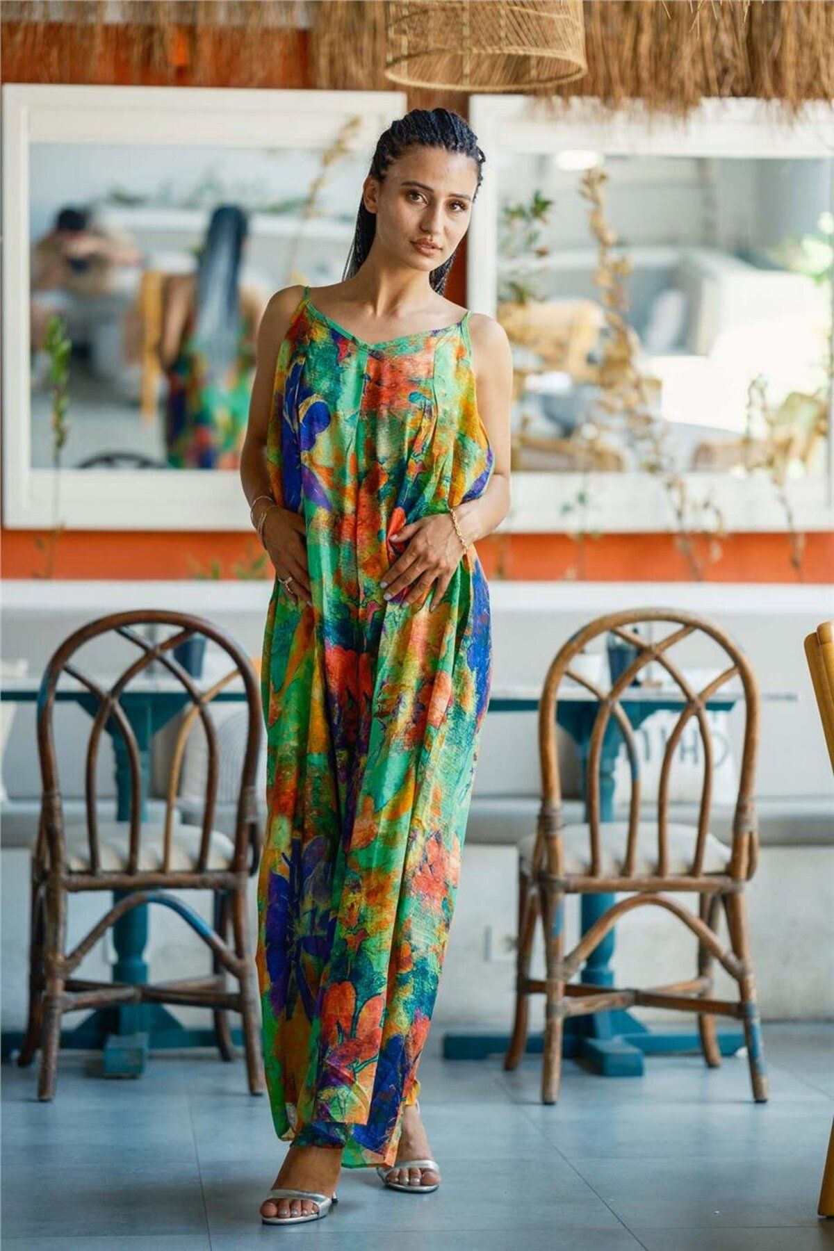 Miss Boheme Yeşil Renk Askılı Çiçek Desenli Bohem Tulum