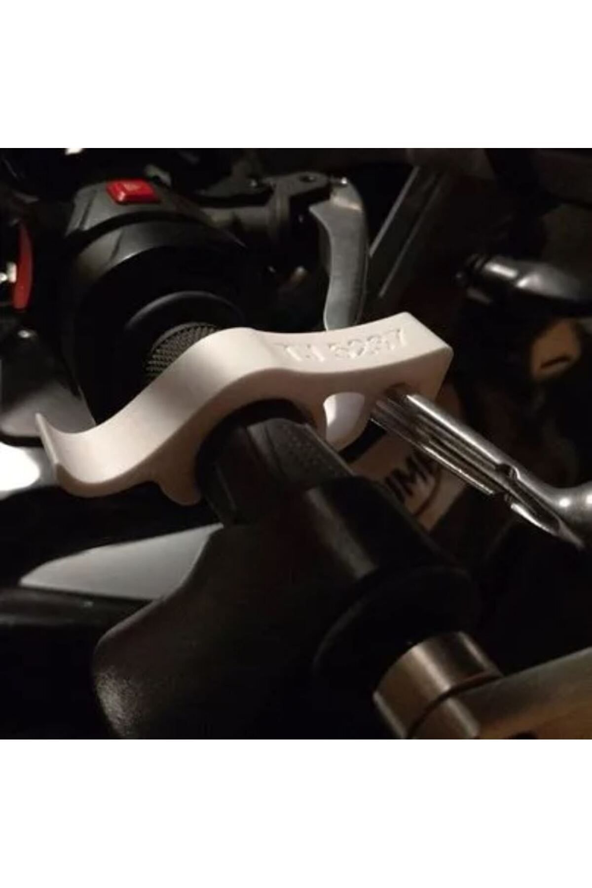 teknotrust Renk Beyaz Ön Fren Kilidi Aparatı, Motorsiklet, Scooter ve Bisiklet İçin Uyumlu TR