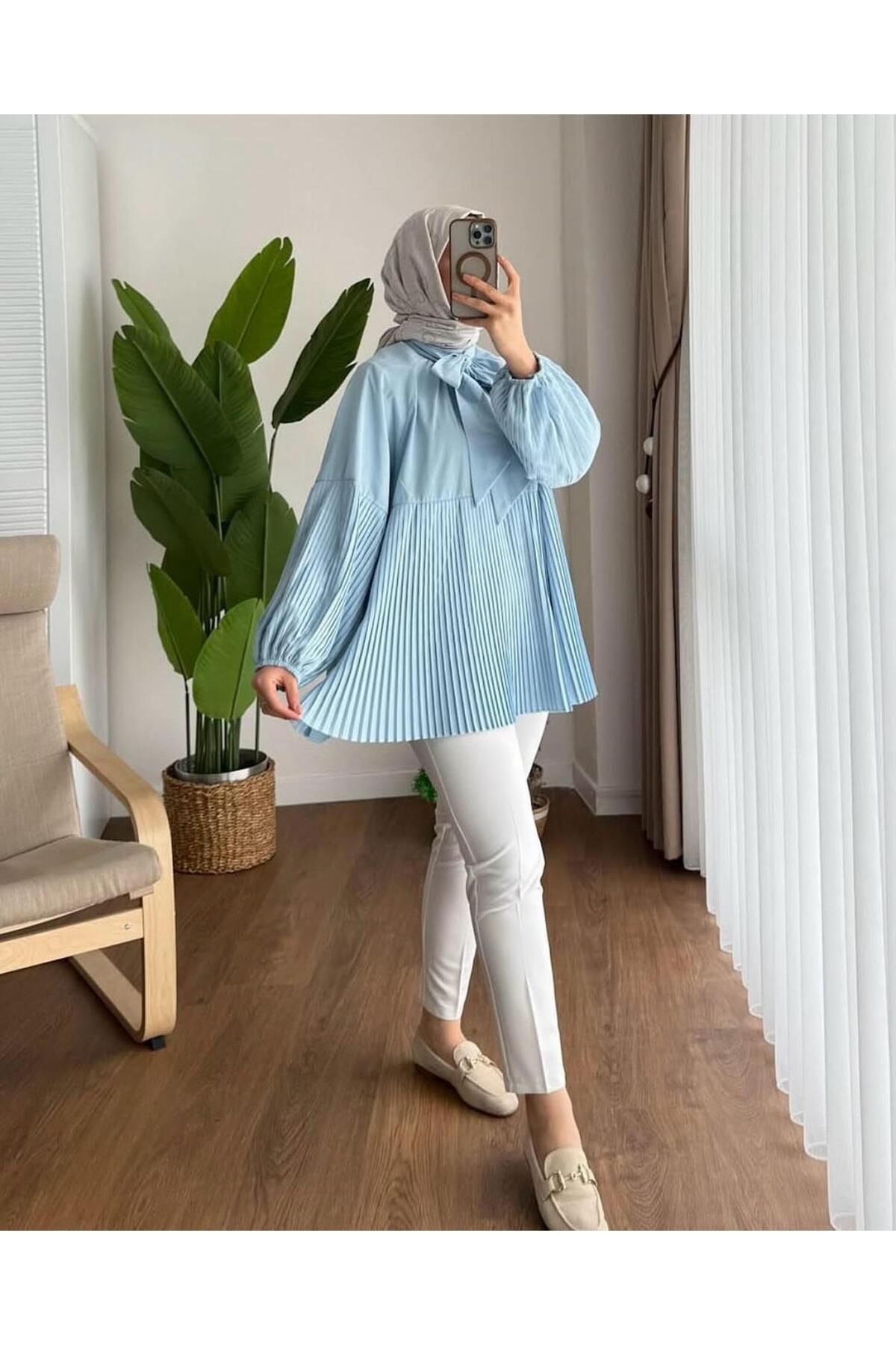MODA 3041 İnce Pile Detaylı Yakadan Fularlı Balon Kol Gömlek Tunik