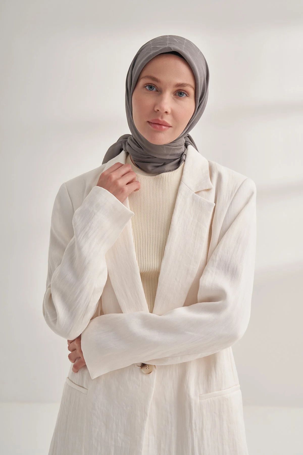 ARMANDA MONOGRAM A DESEN COTTON EŞARP