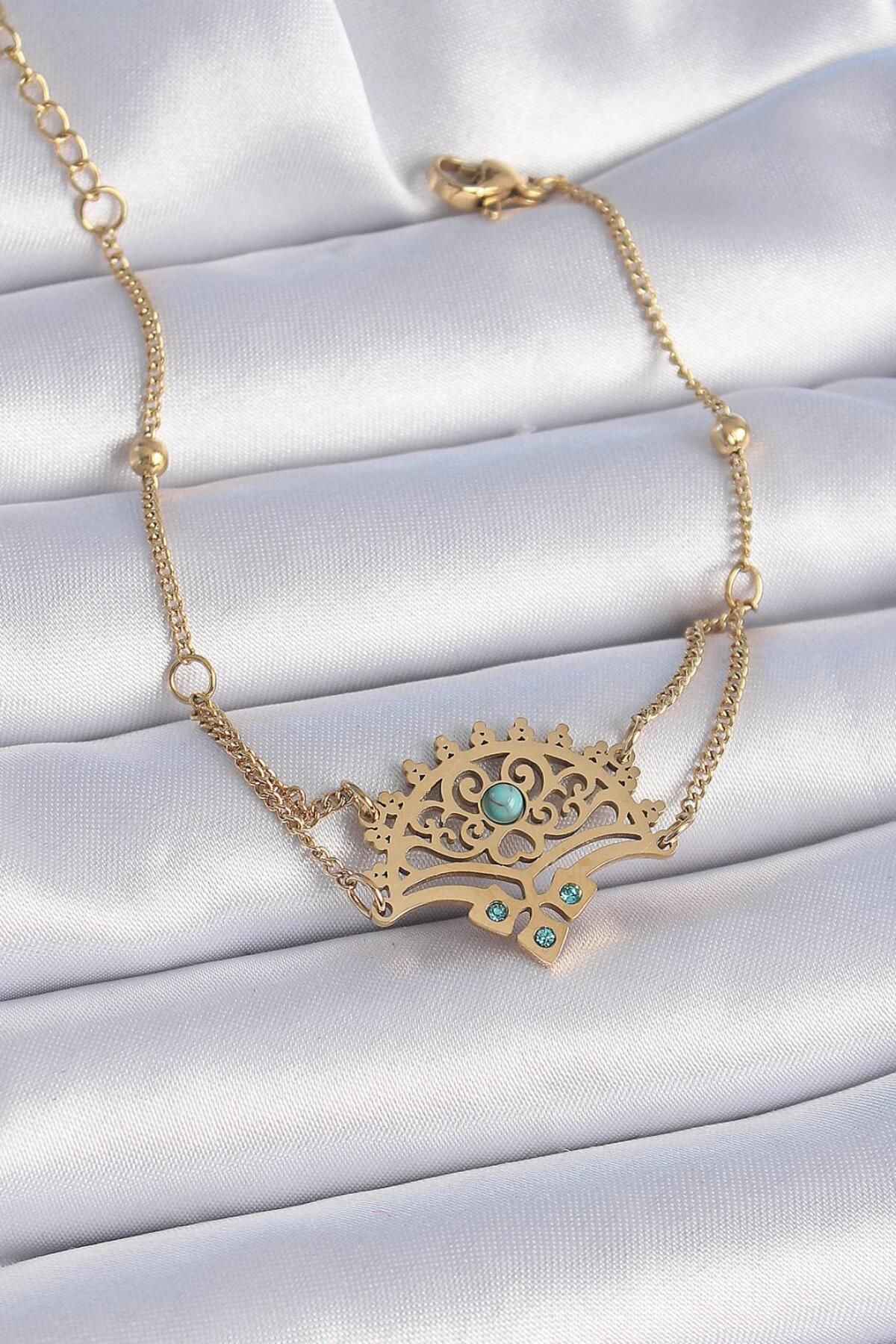AfraBeauty 316L Çelik Gold Renk Mavi Taşlı Etnik Desen Kadın Bileklik