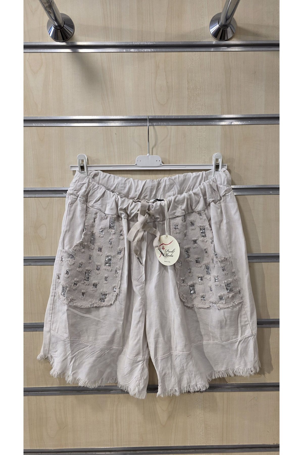Park Moda İtalyan Şort Taşlı Çift Cepli Saçaklı