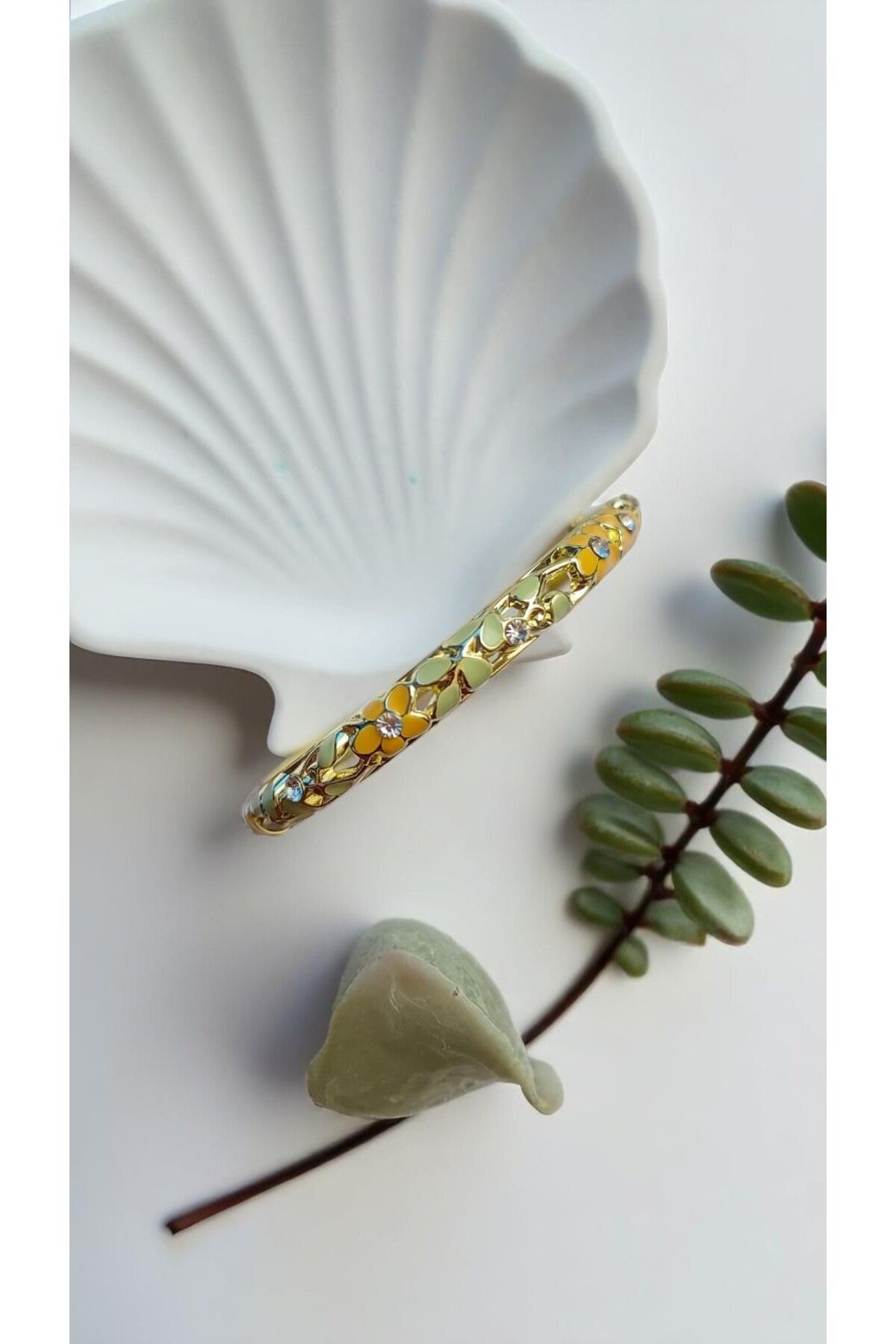 NOVA JEWELLERY Özel Seri Mineli Çelik Kelepçe