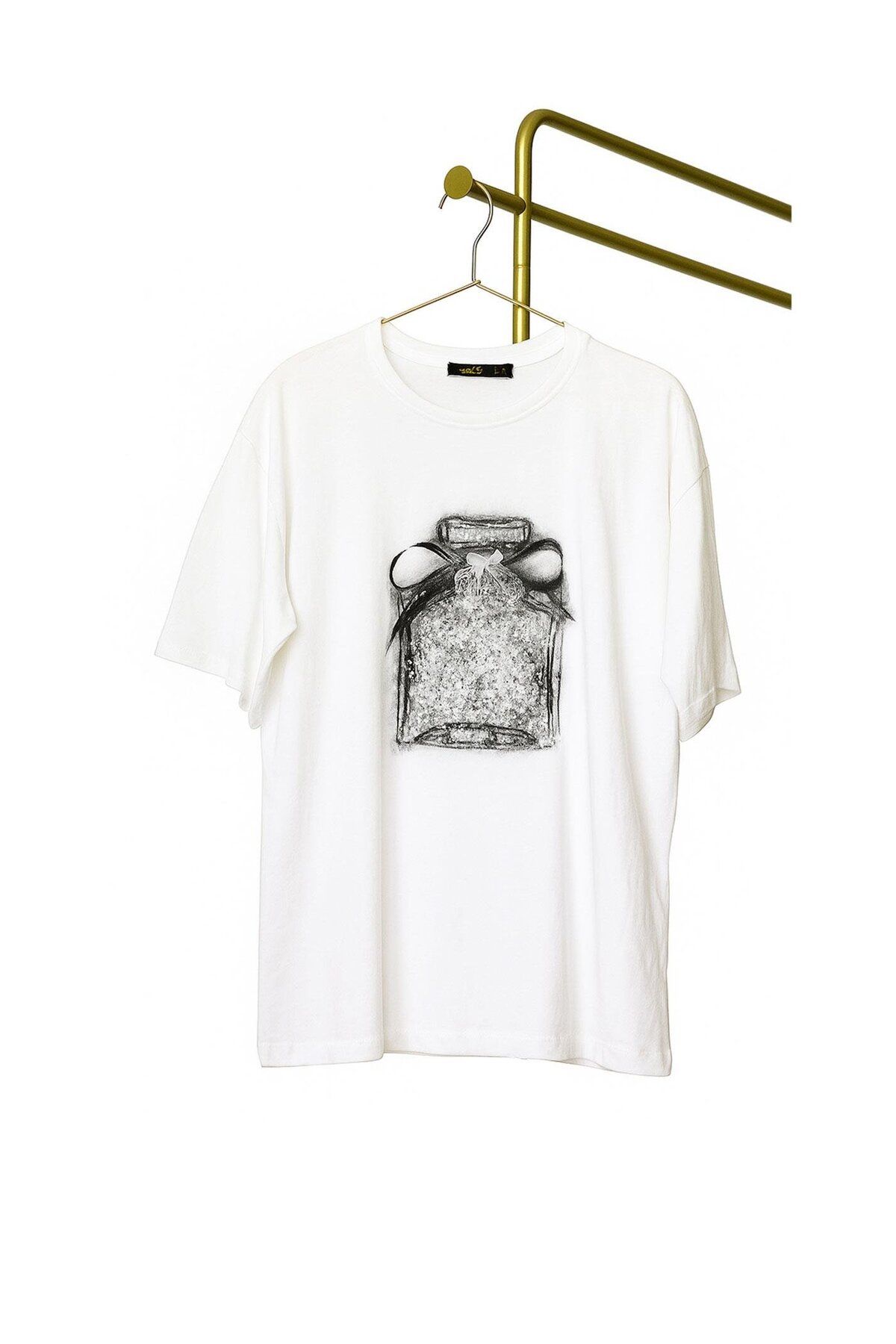 Sezgi Tekin Taş Detay Fiyonklu Beyaz Tshirt