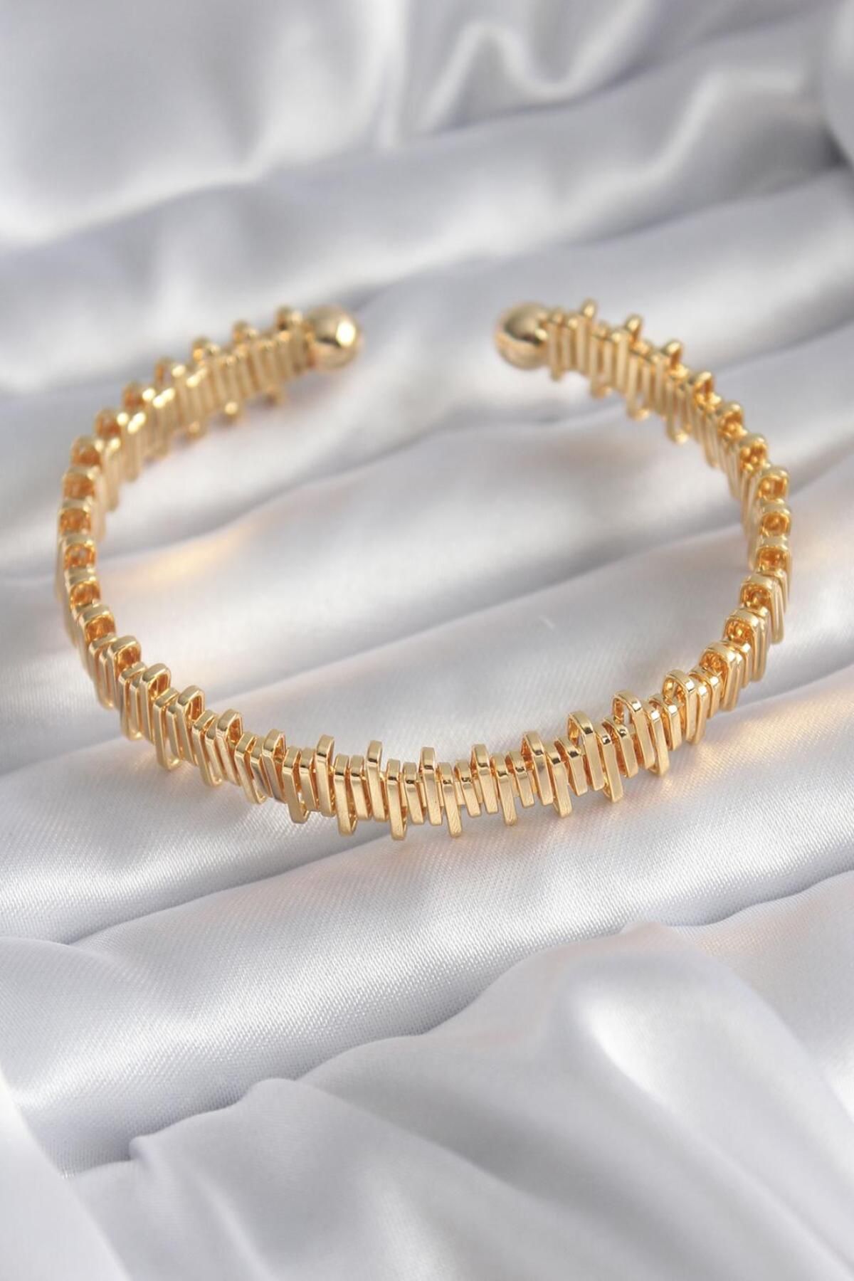 AfraBeauty 316L Çelik Gold Renk Dorika Model Kadın Bileklik